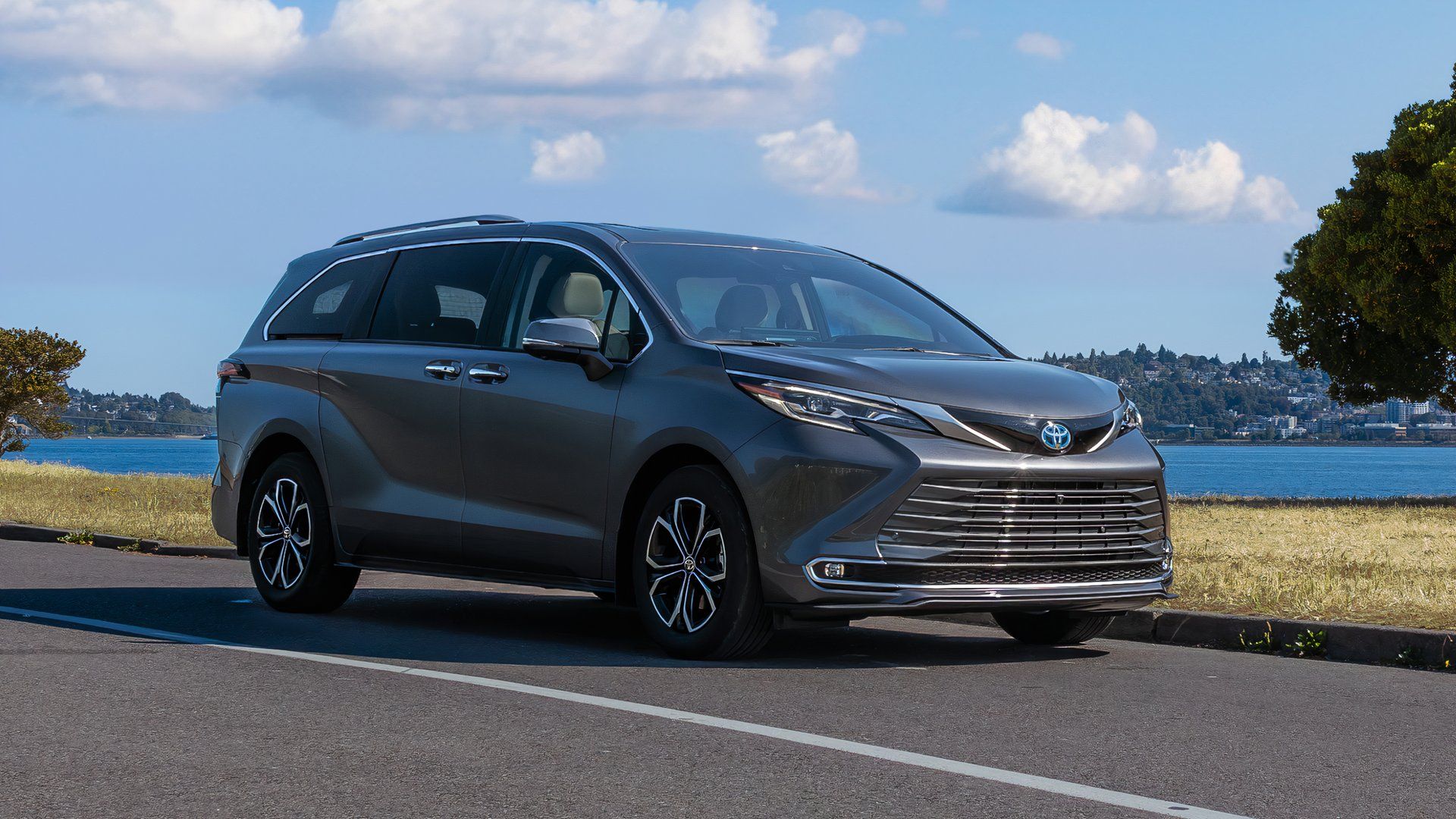 Every Hybrid And Plug-in Hybrid Minivan You Can Buy In 2025