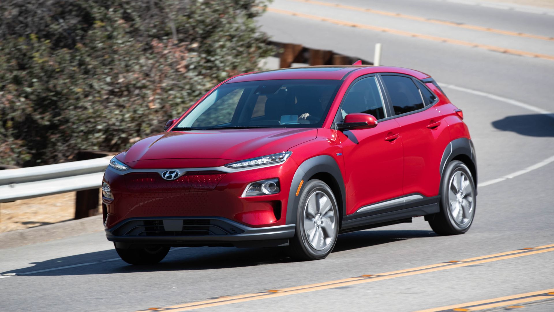 2020 Kona Electric Exterior Driving