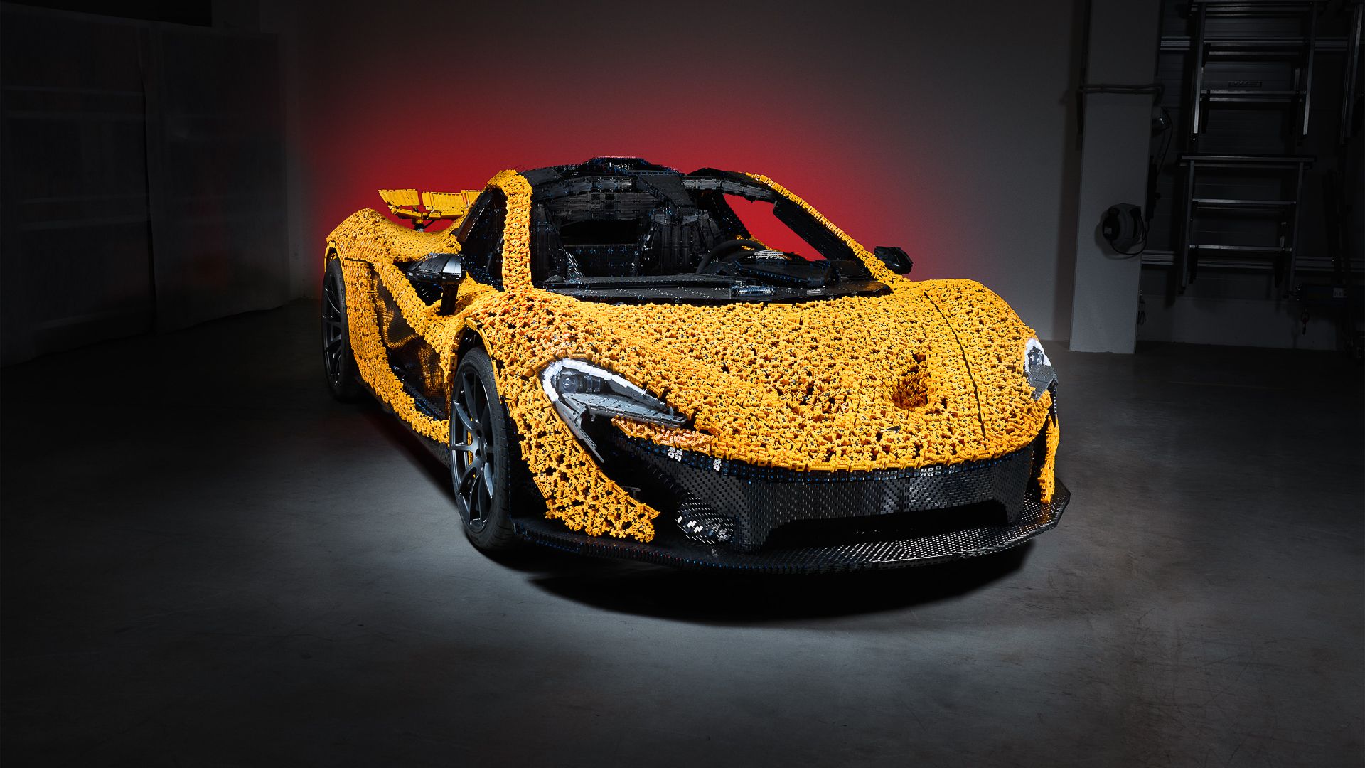 LEGO McLaren P1-19