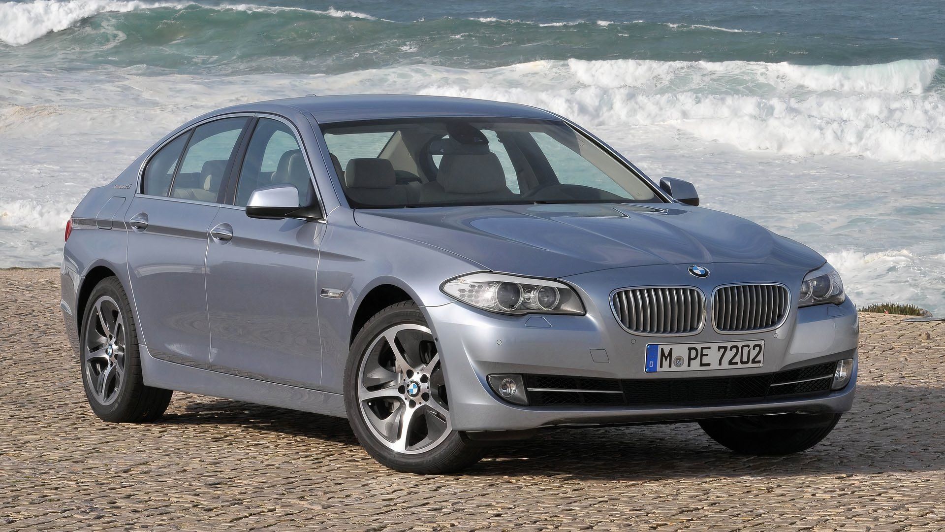 silver 2013 BMW ActiveHybrid 5