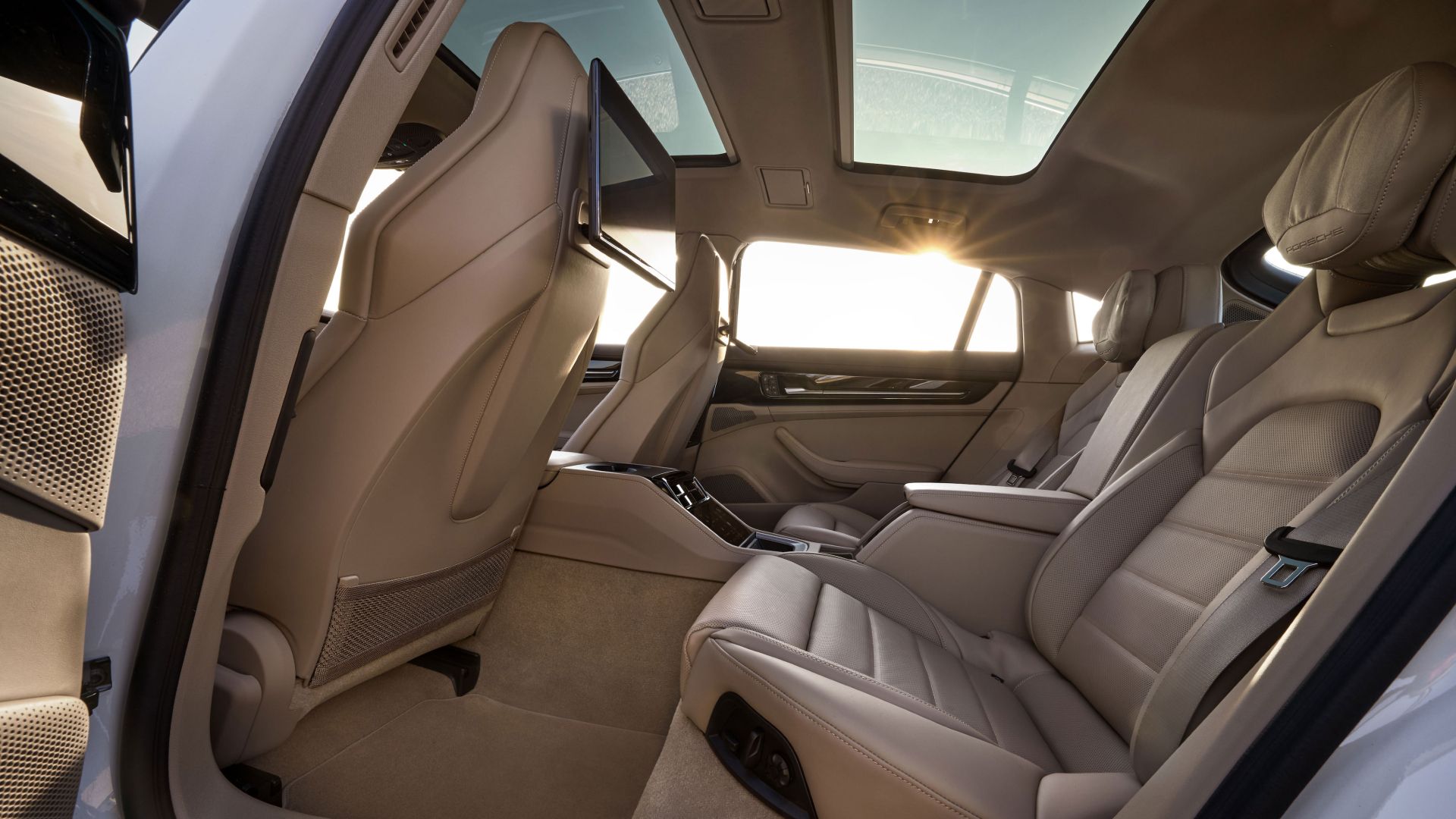 2025 Porsche Panamera 4S PHEV Interior Rear Seating