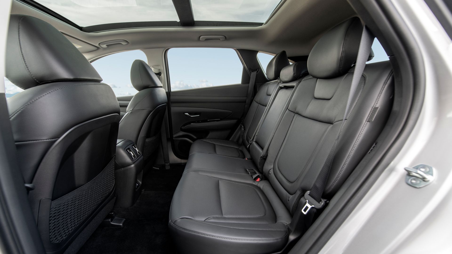 2025 Hyundai Tucson Plug-In Hybrid Backseats