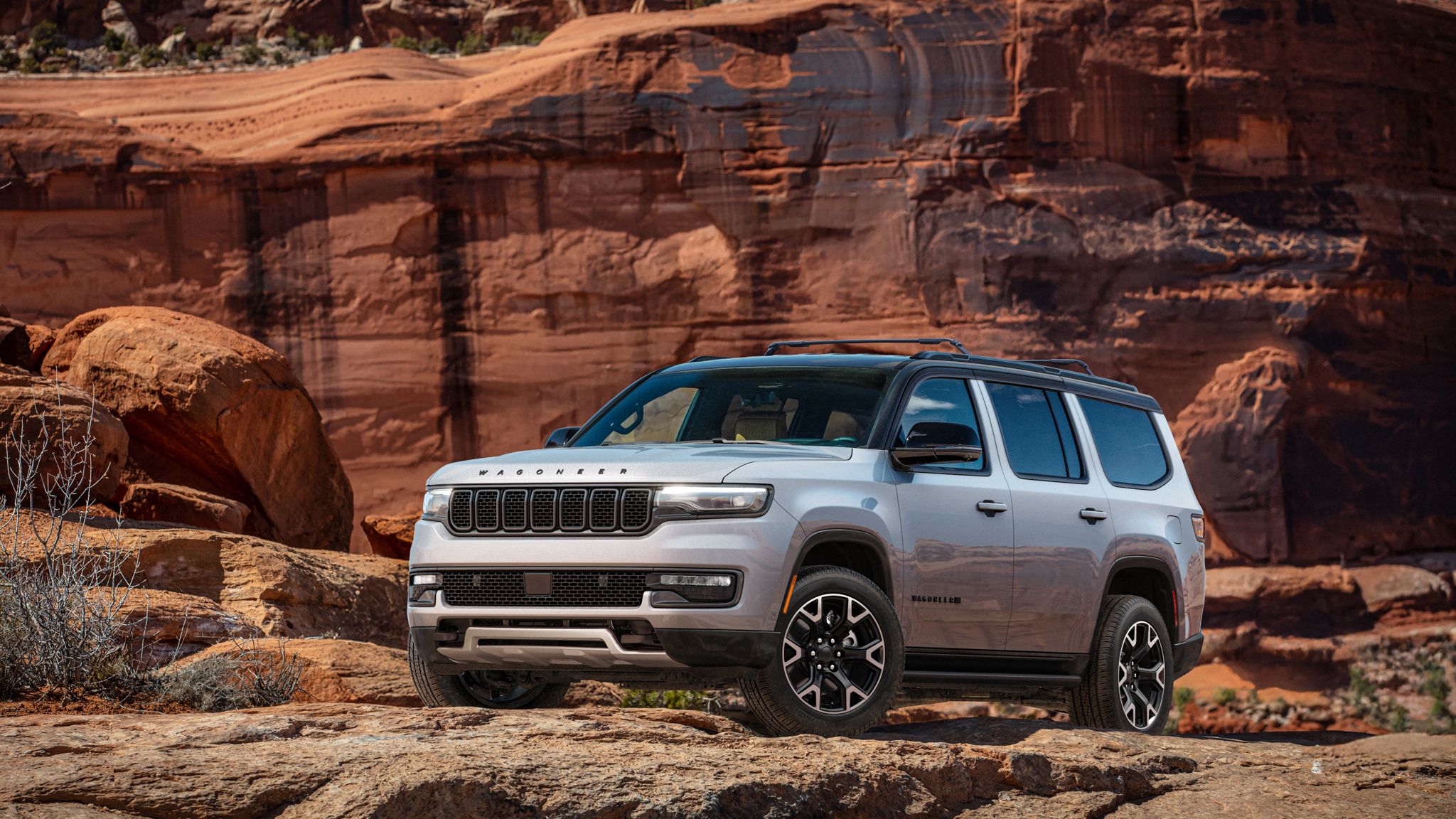 Jeep Debuts Limited-Edition, Off-Road-Capable Wagoneer Overland