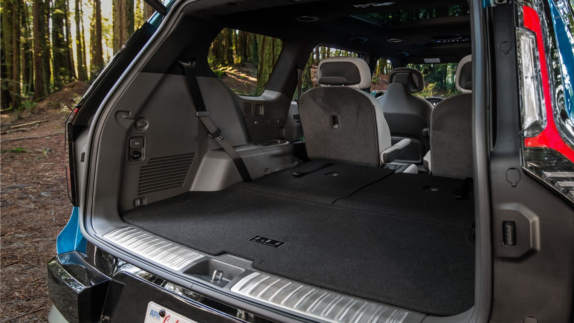 2025 Kia EV9 Interior Cargo Area 02