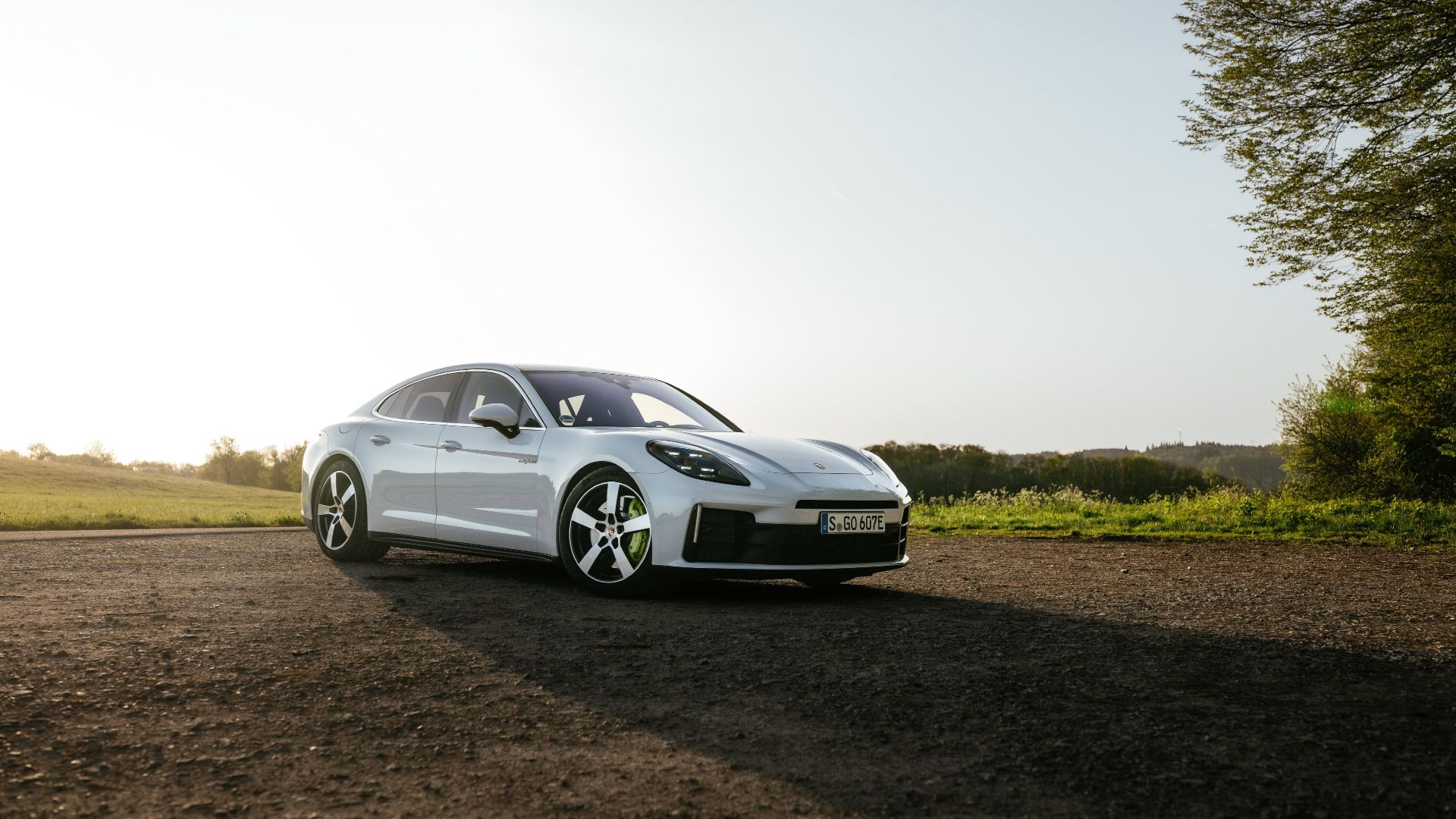 2025 Porsche Panamera 4S PHEV Exterior