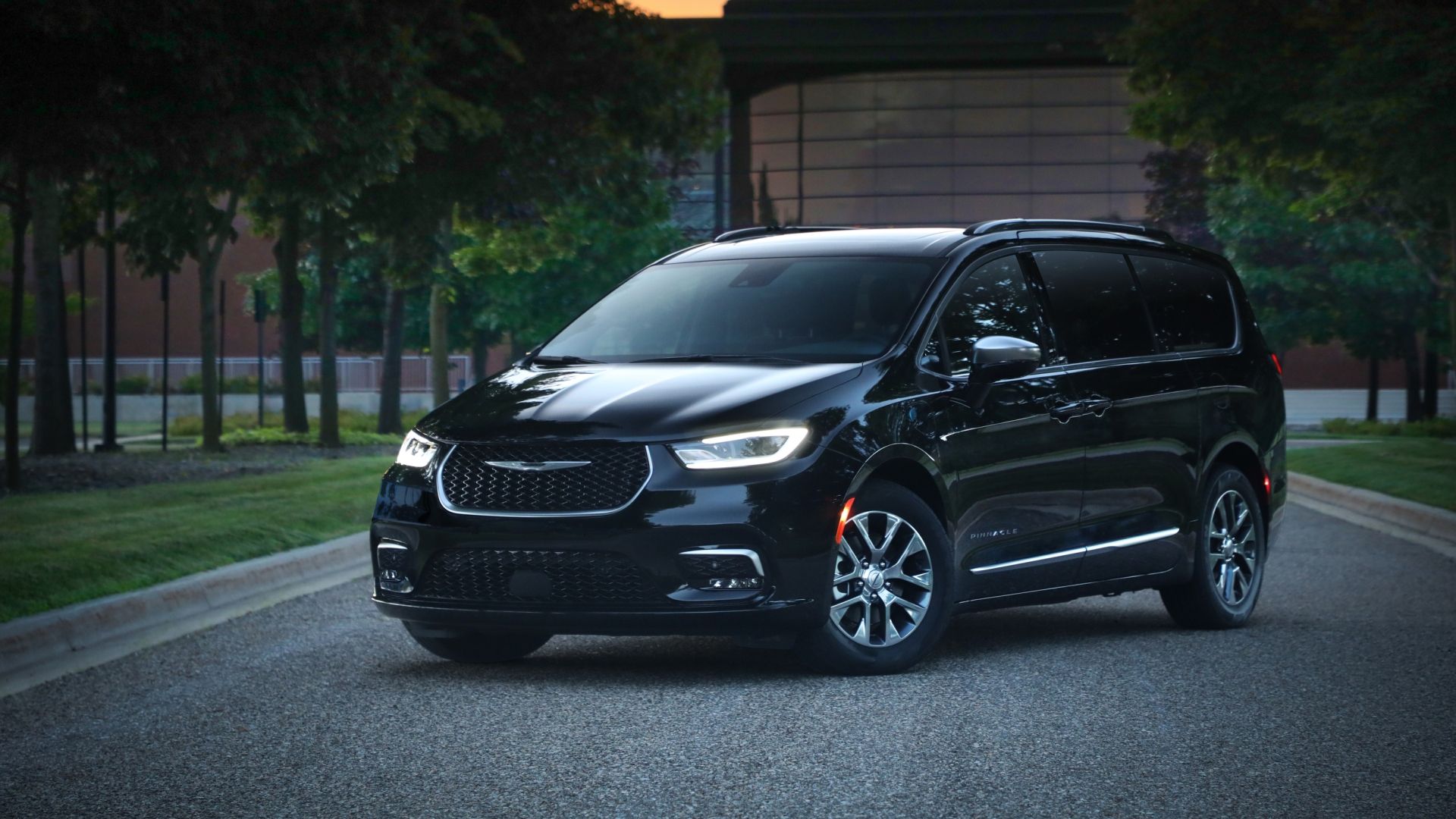 Chrysler Pacifica Plug-In Hybrid Pinnacle (14)