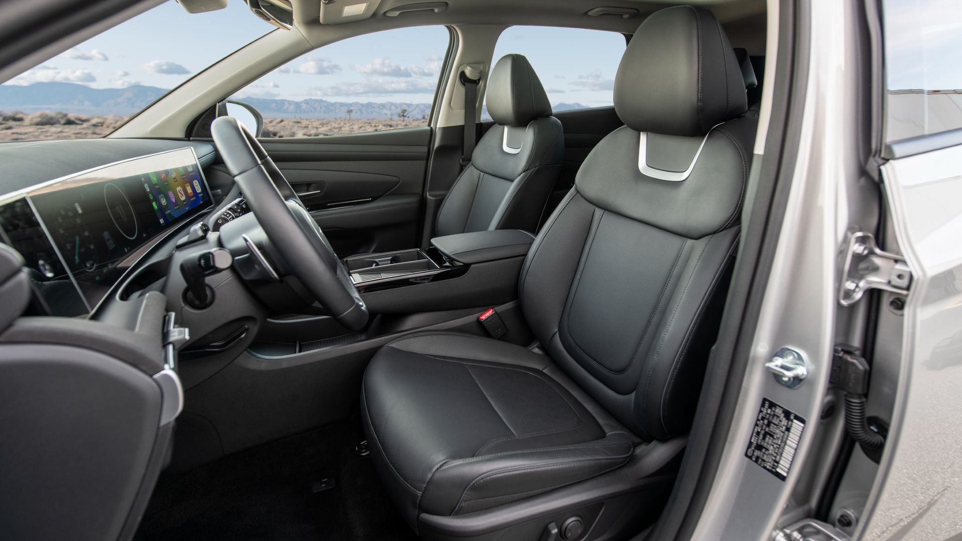 2025 Hyundai Tucson Plug-In Hybrid Interior Front Cabin Seating