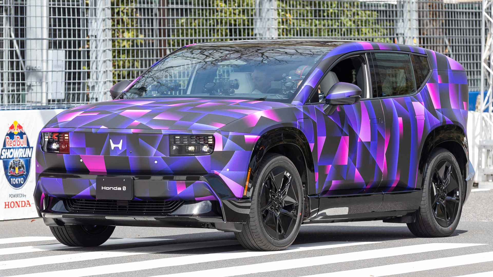 Red Bull Showrun. Honda 0 Series-2-1