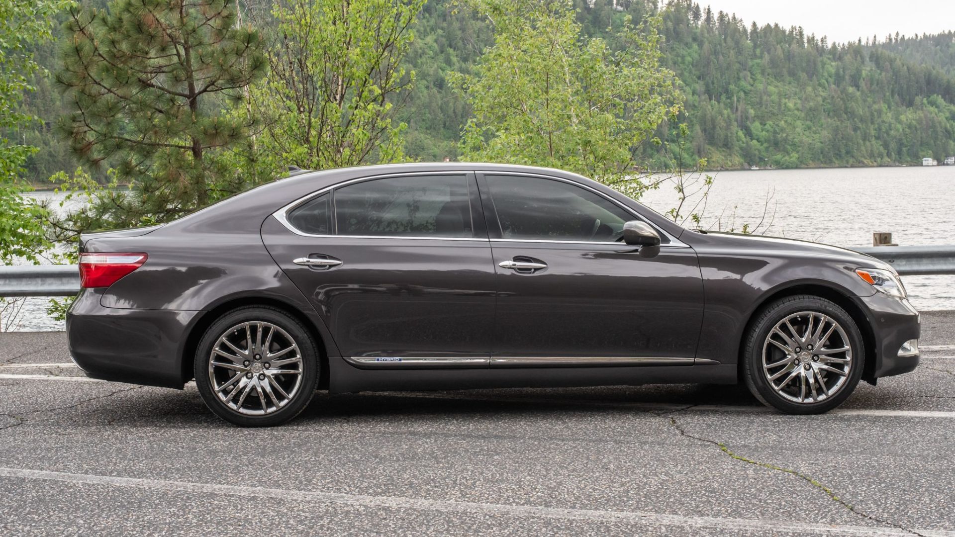 2008 Lexus LS 600h Exterior Side