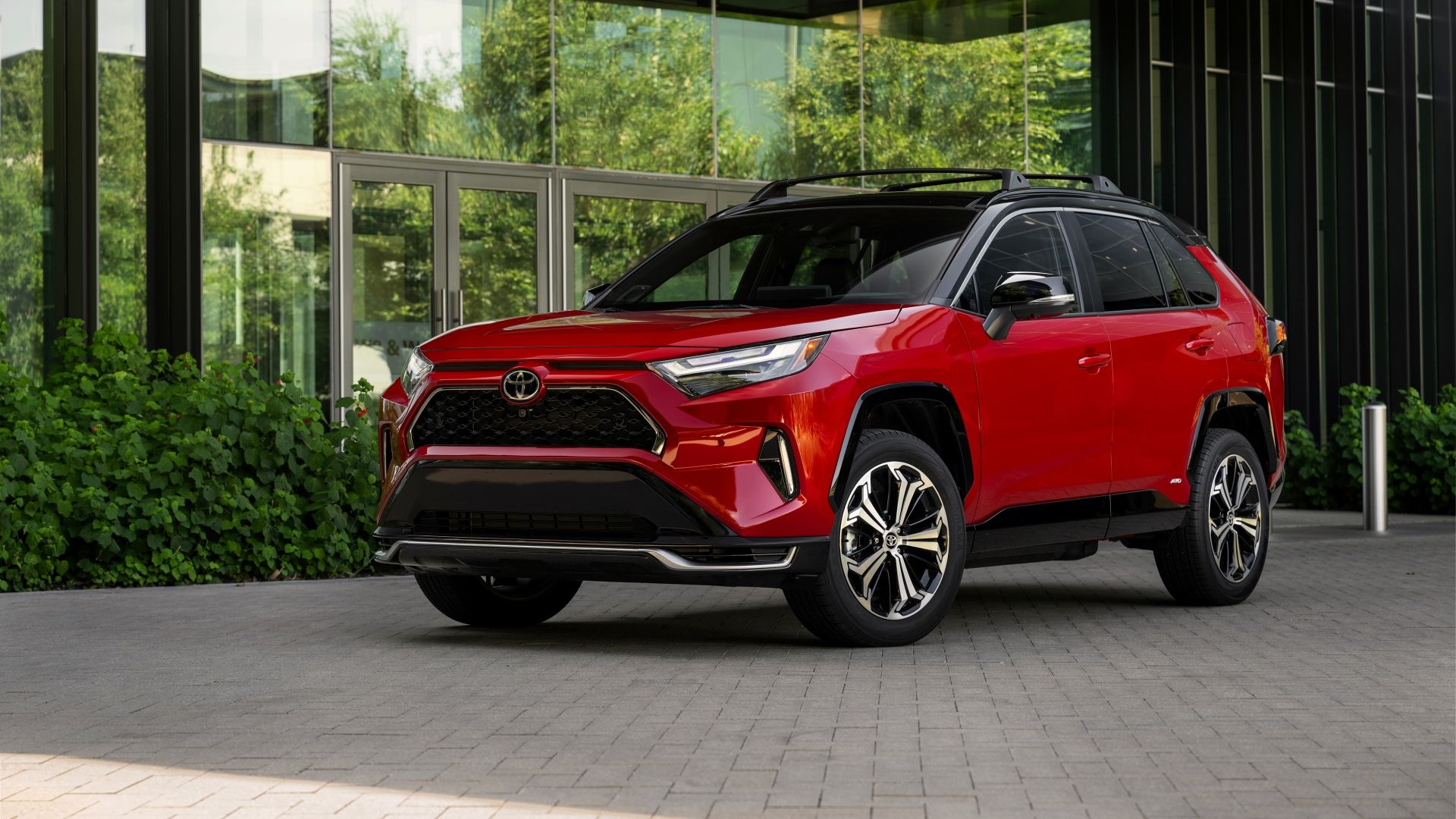 2025 Toyota RAV4 Plug-In Hybrid Red Front Three-Quarter 02