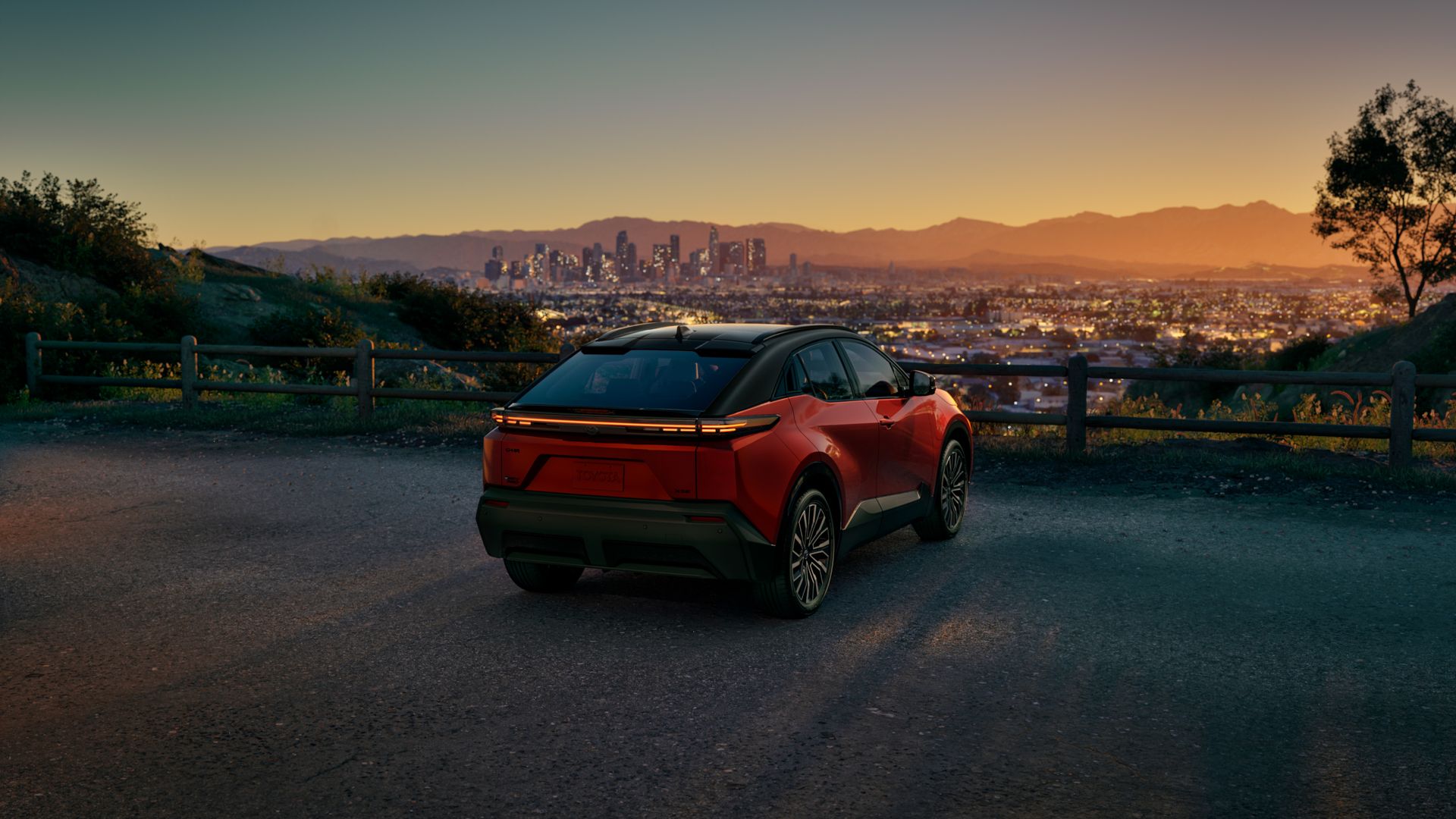 2026 Toyota C-HR BEV-04