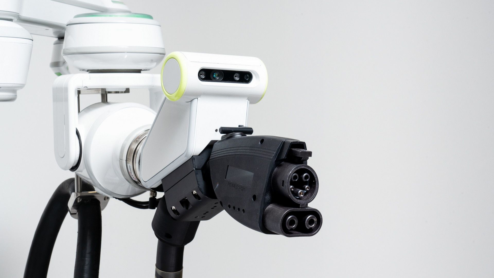 hyundai-automatic-charging-robot-for-evs-02_jpg_bfc_off