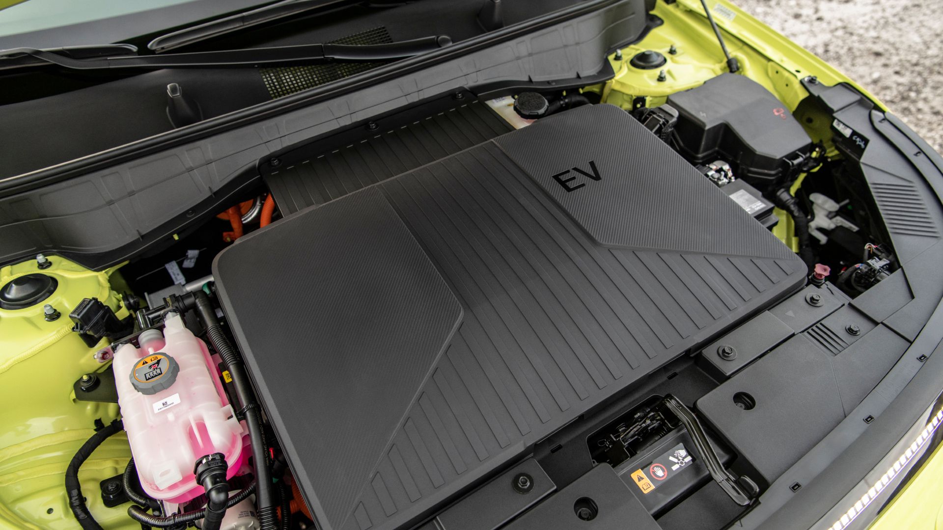 2025 Hyundai Kona Electric Electric Motor Setup Underneath Hood