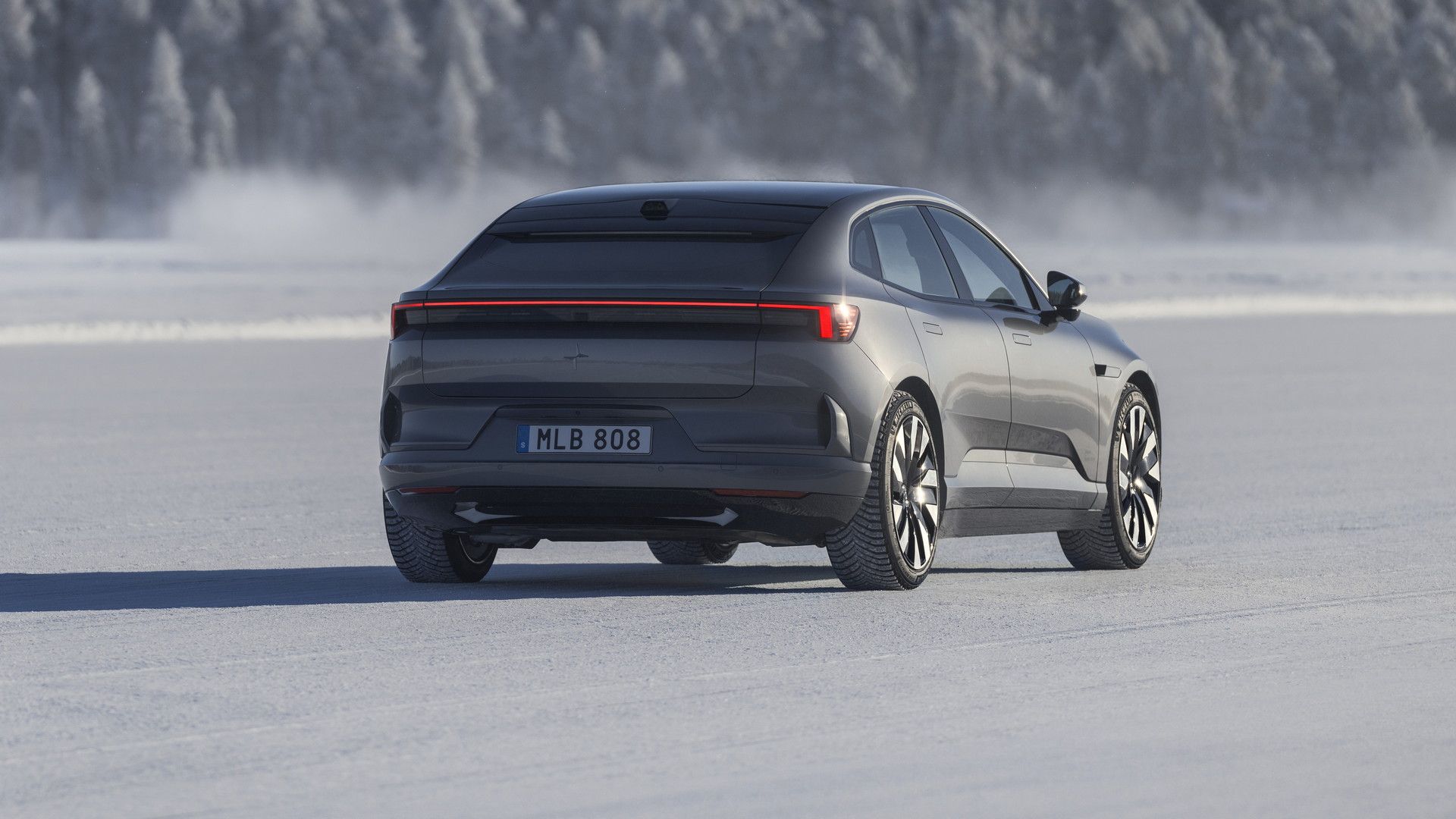2025 Polestar 4