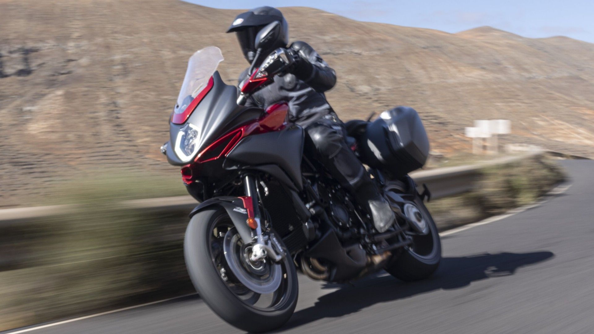 MV Agusta Turismo Veloce Lusso SCS accelerating hard hd wallpaper