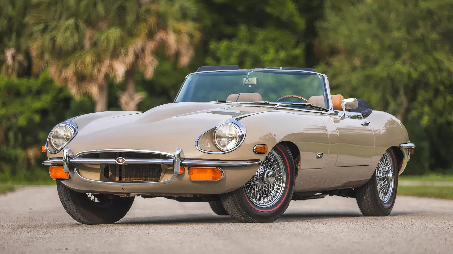 Jaguar E-Type (XK-E) Series 2