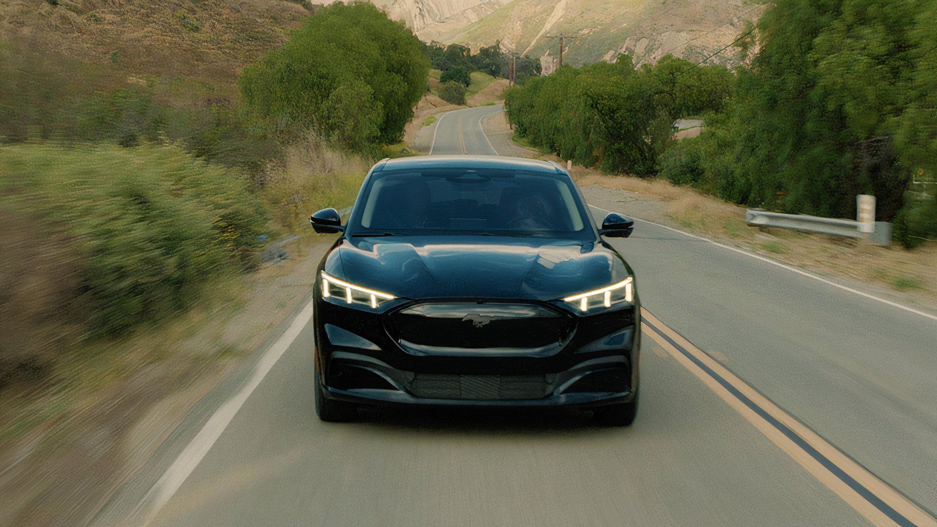 2023 Mustang Mach-E Premium Riding