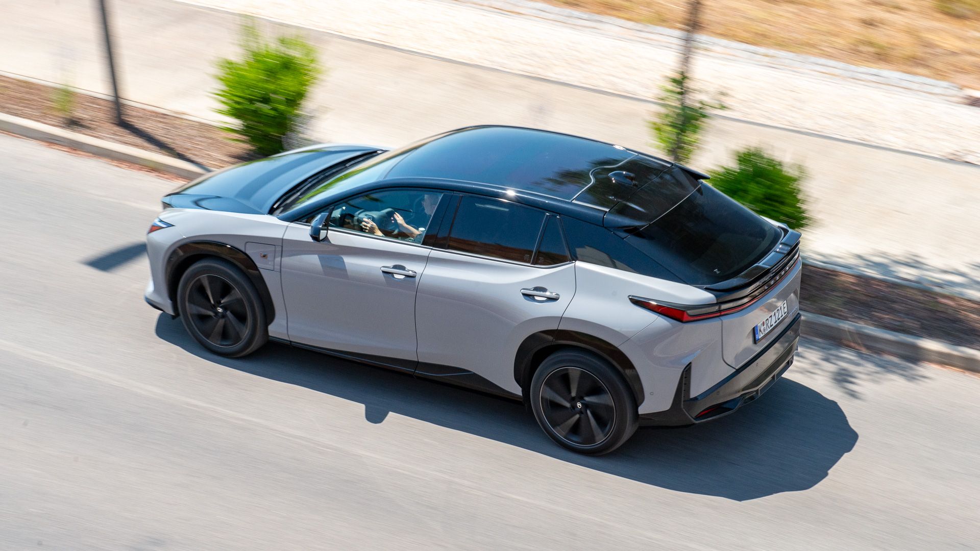 2026 lexus rz 550e f sport awd front-05