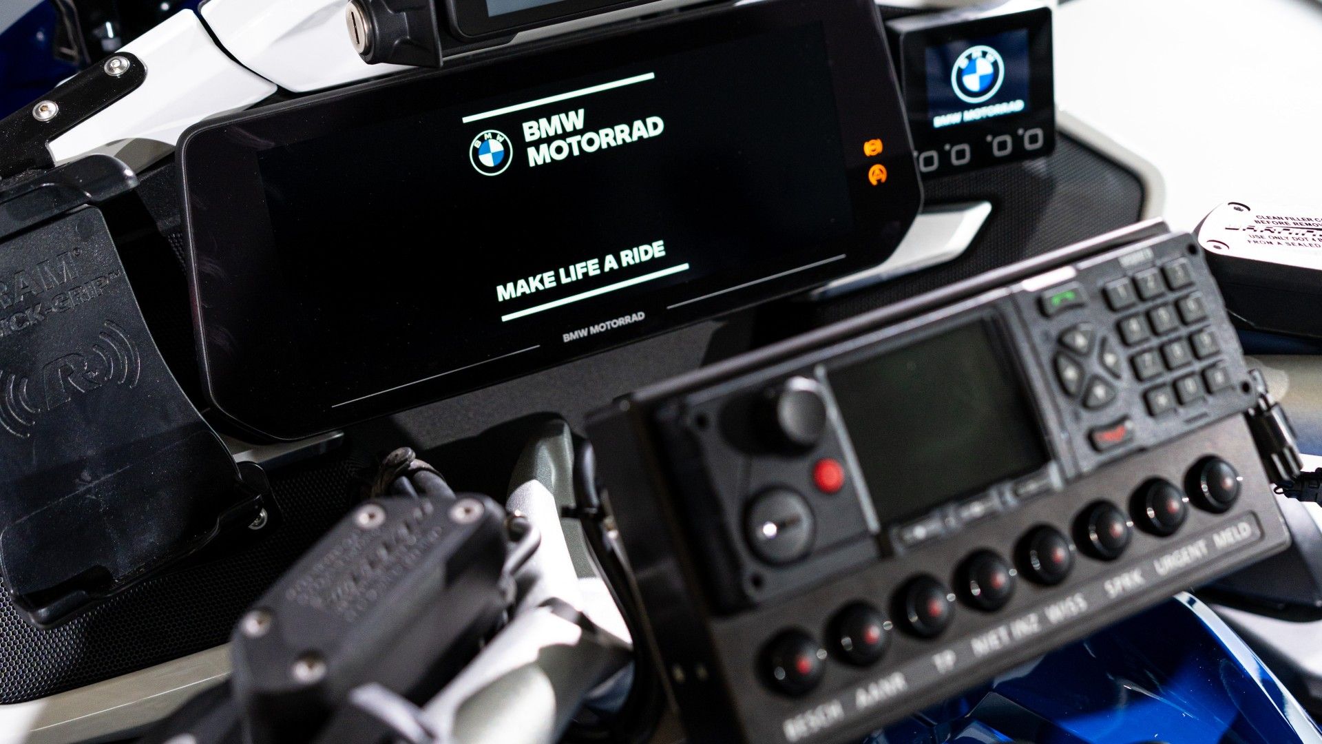 BMW K 1600 GT-based police bicycle adapted functions