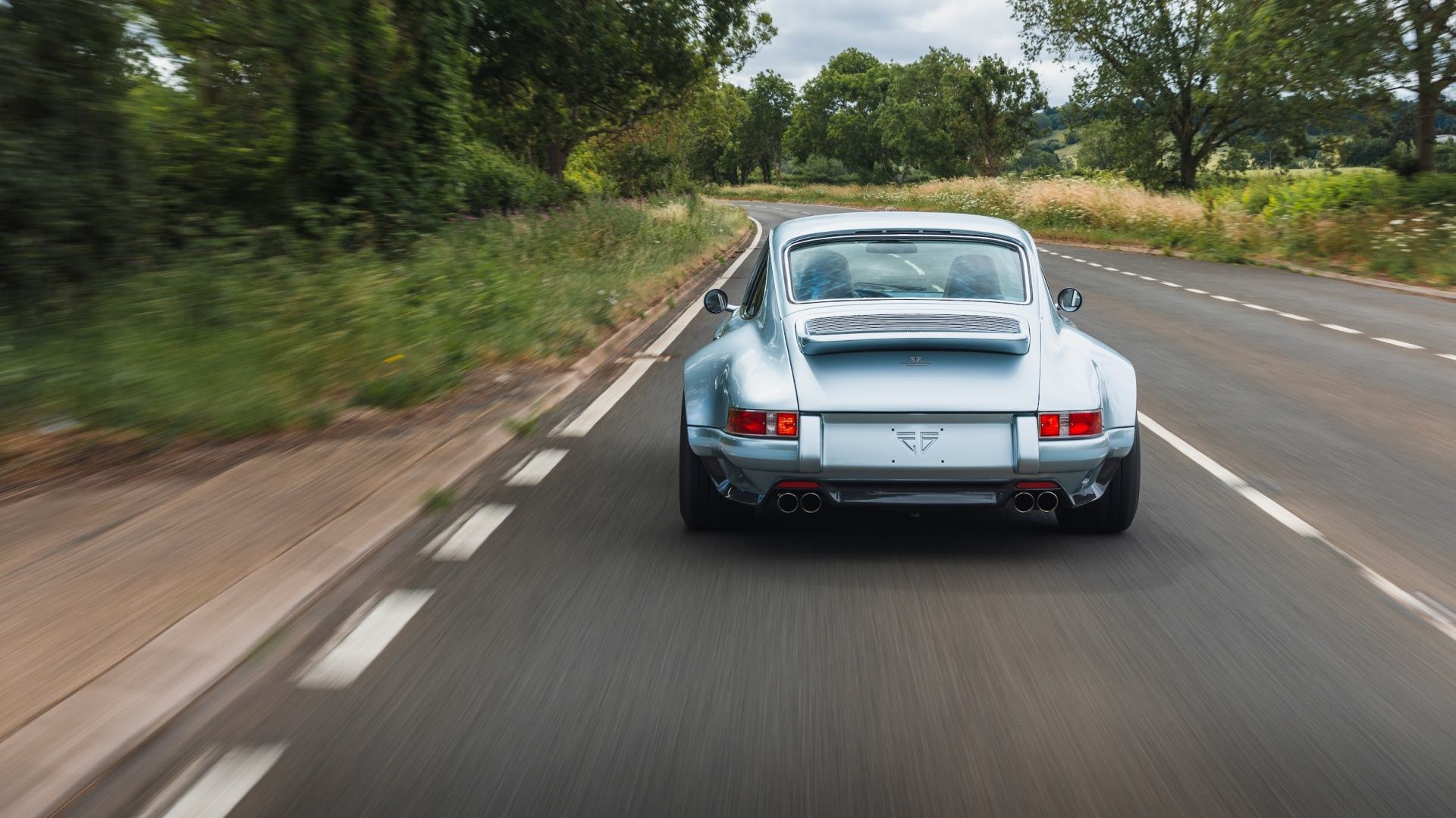 Theon Design Porsche 911 Achter