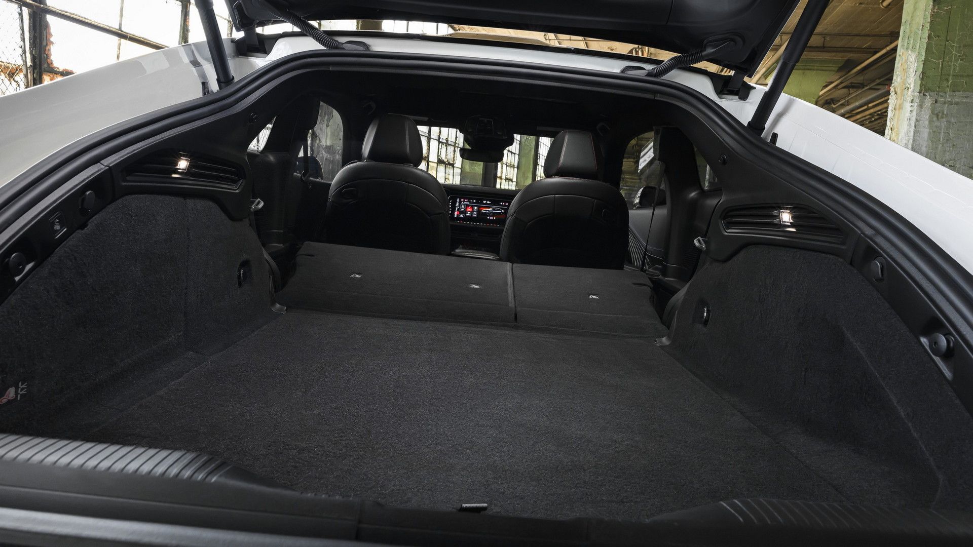2026 Dodge Charger Scat Pack (15)