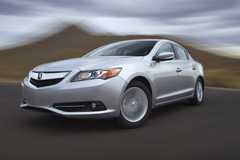 Dynamic shot of the 2013 Acura ILX Hybrid