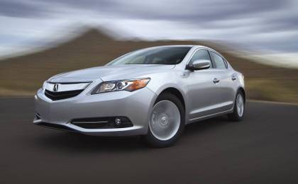 Dynamic shot of the 2013 Acura ILX Hybrid