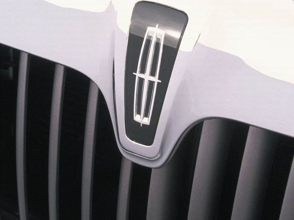 2004 Lincoln Aviator