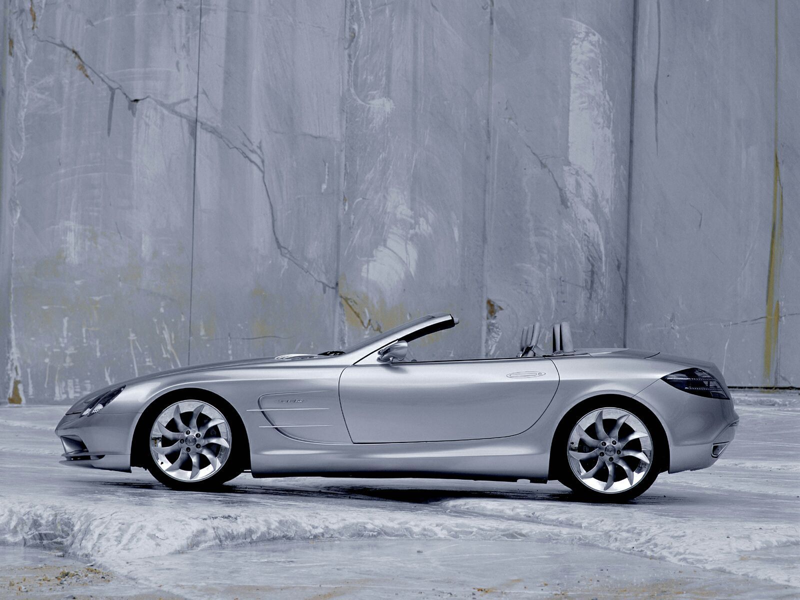 メルセデスベンツ　VISION SLRロードスター 2003 Mercedes Vision SLR