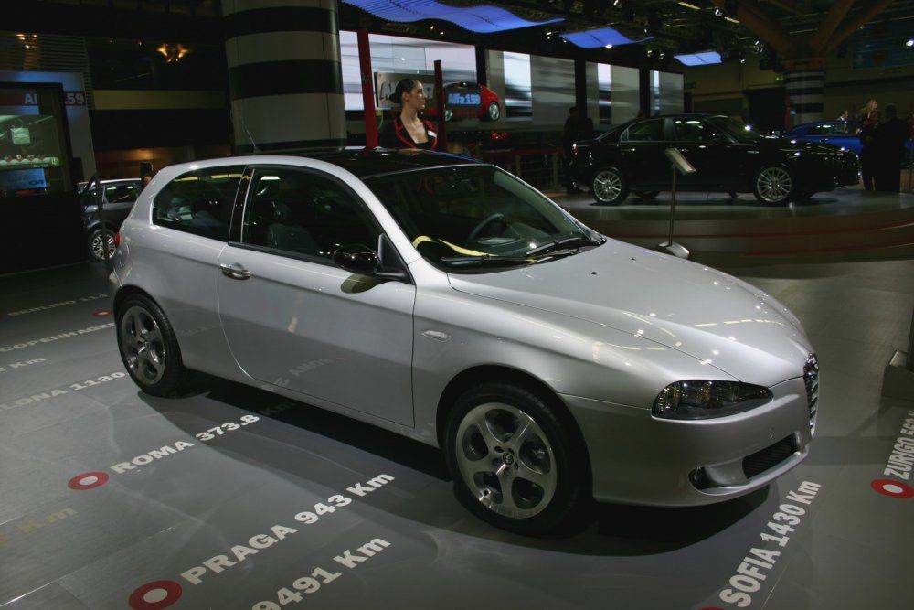 Alpha Romeo Box 2006 Alpha-Romeo 147 Blackline