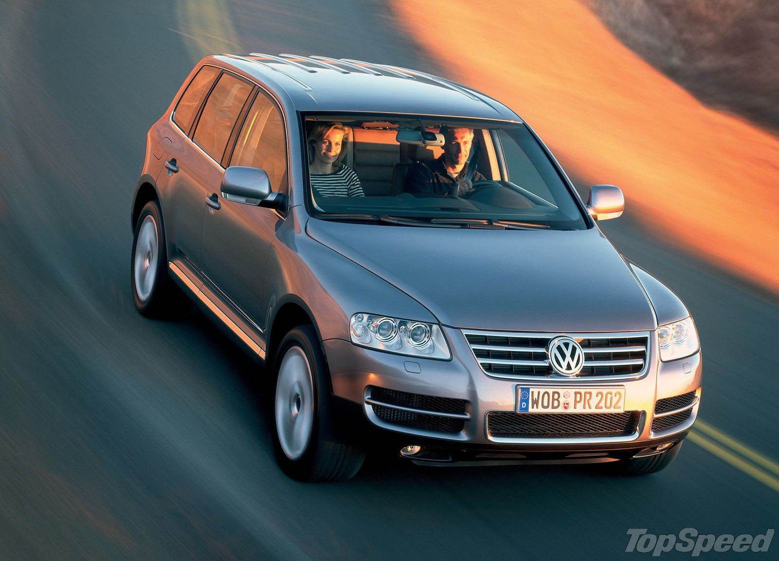 Cleverly Disguised 2025 Volkswagen Touareg Is Hiding In Plain Sight