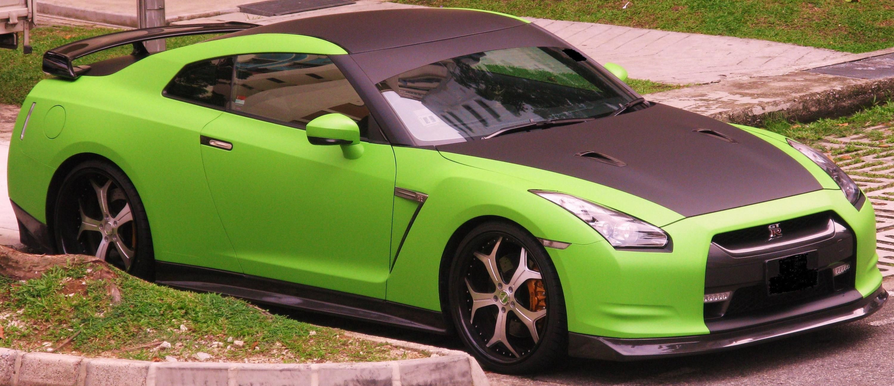 Green Nissan Gt R 