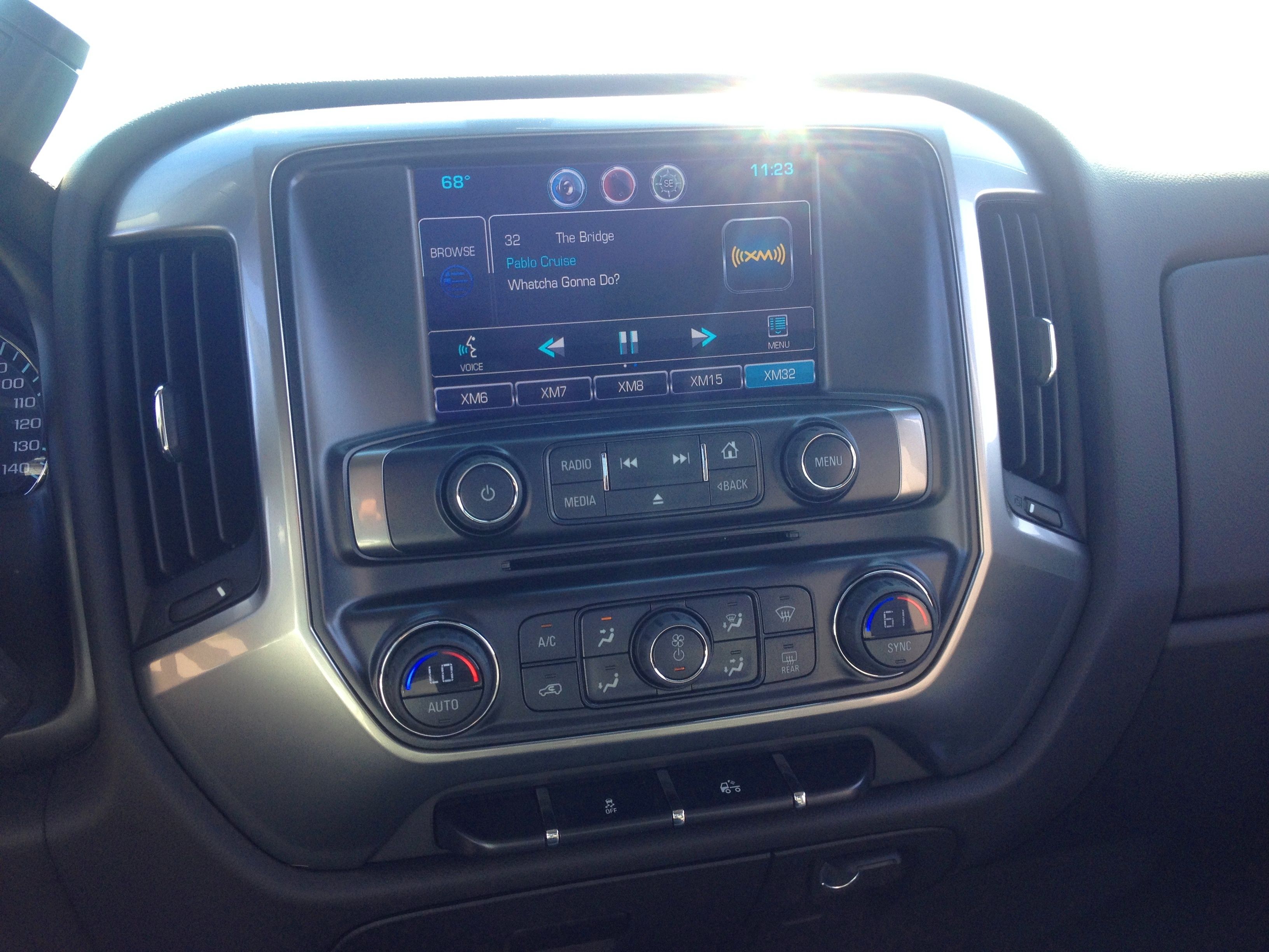 Video Walk Around 2014 Chevrolet Silverado Double Cab V 6