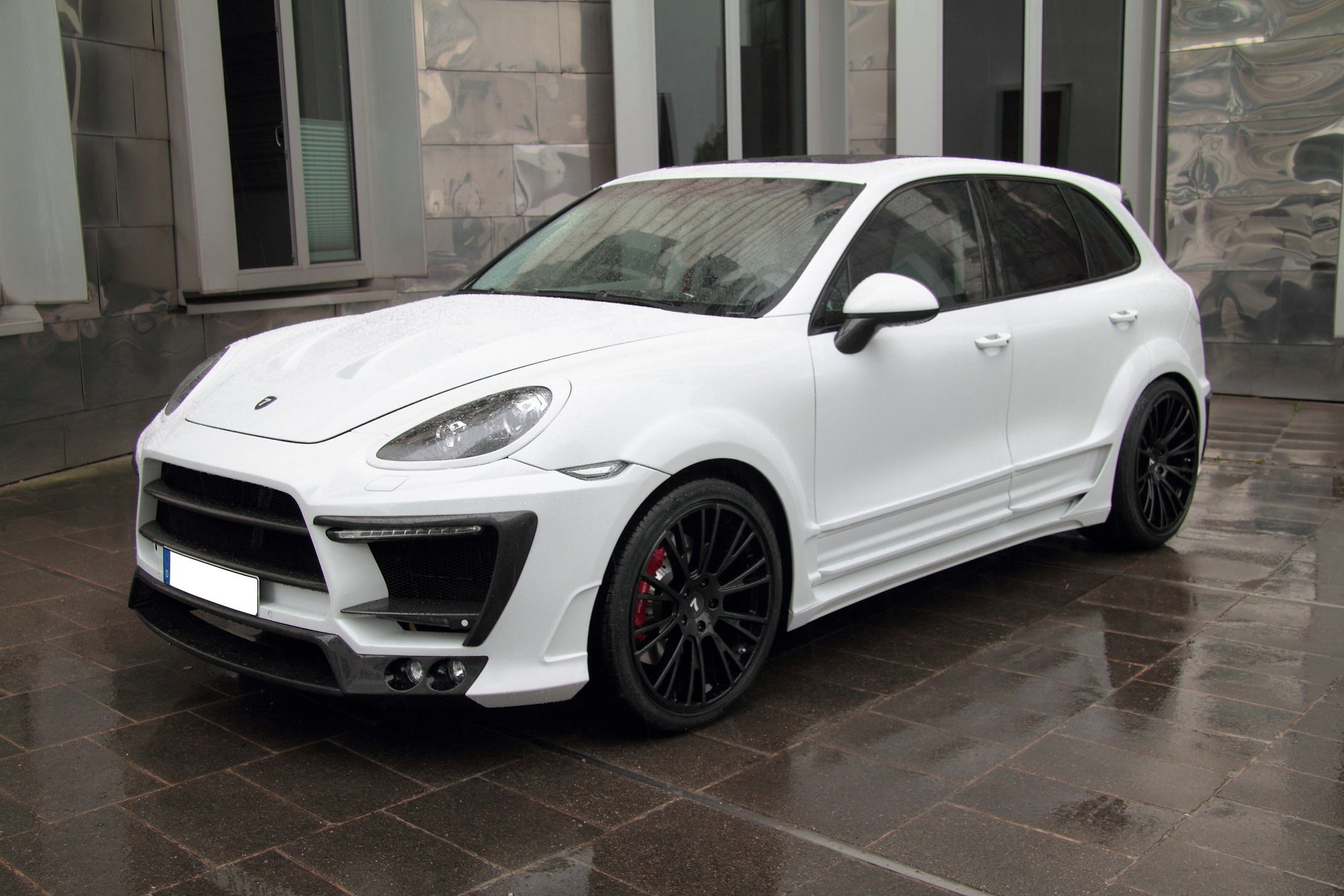 2013 Porsche Cayenne Turbo White Dream Edition by Anderson Germany