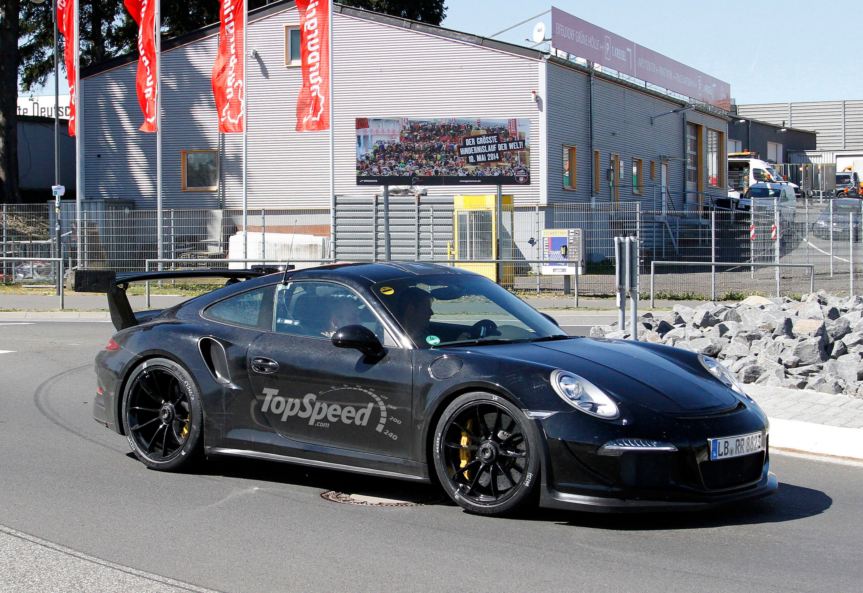 Spy Shots: Porsche GT3 RS Goes for Another Testing Session Spy Shots: Porsche GT3 RS Goes for Another Testing Session