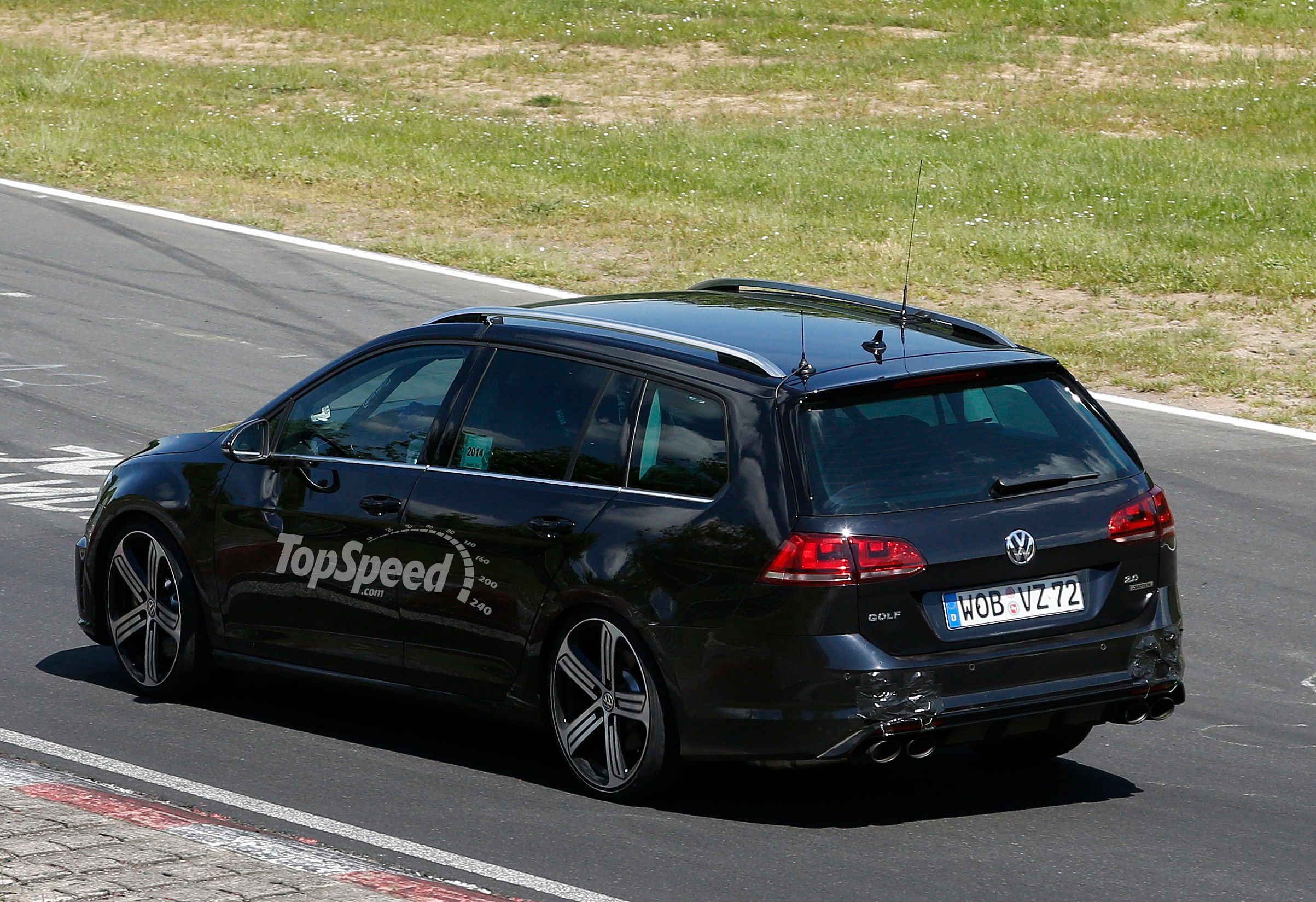 Spy Shots: 2015 Volkswagen Golf R Variant Laps the Nurburgring