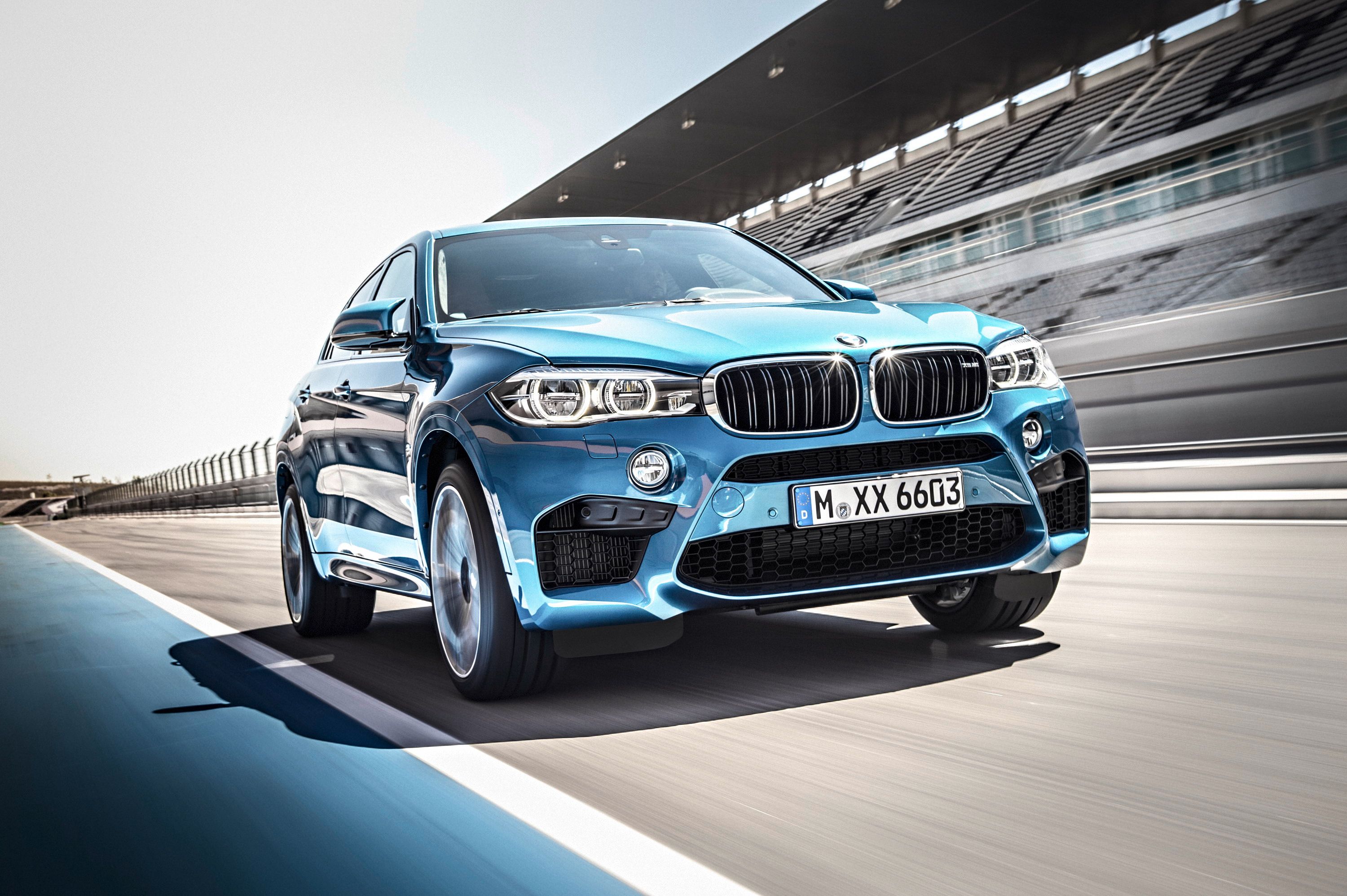 2015 BMW X6 M