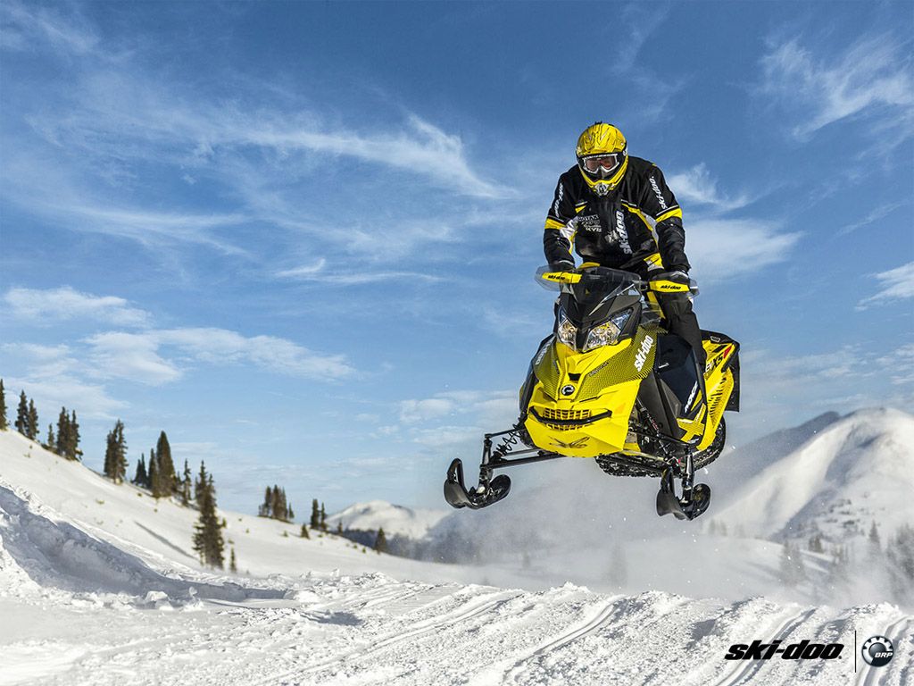 2015 SkiDoo MXZ X