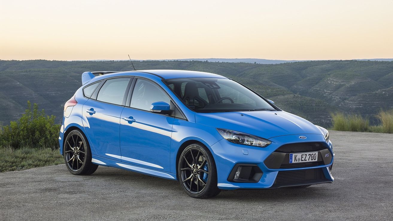 A blue Ford Focus RS 