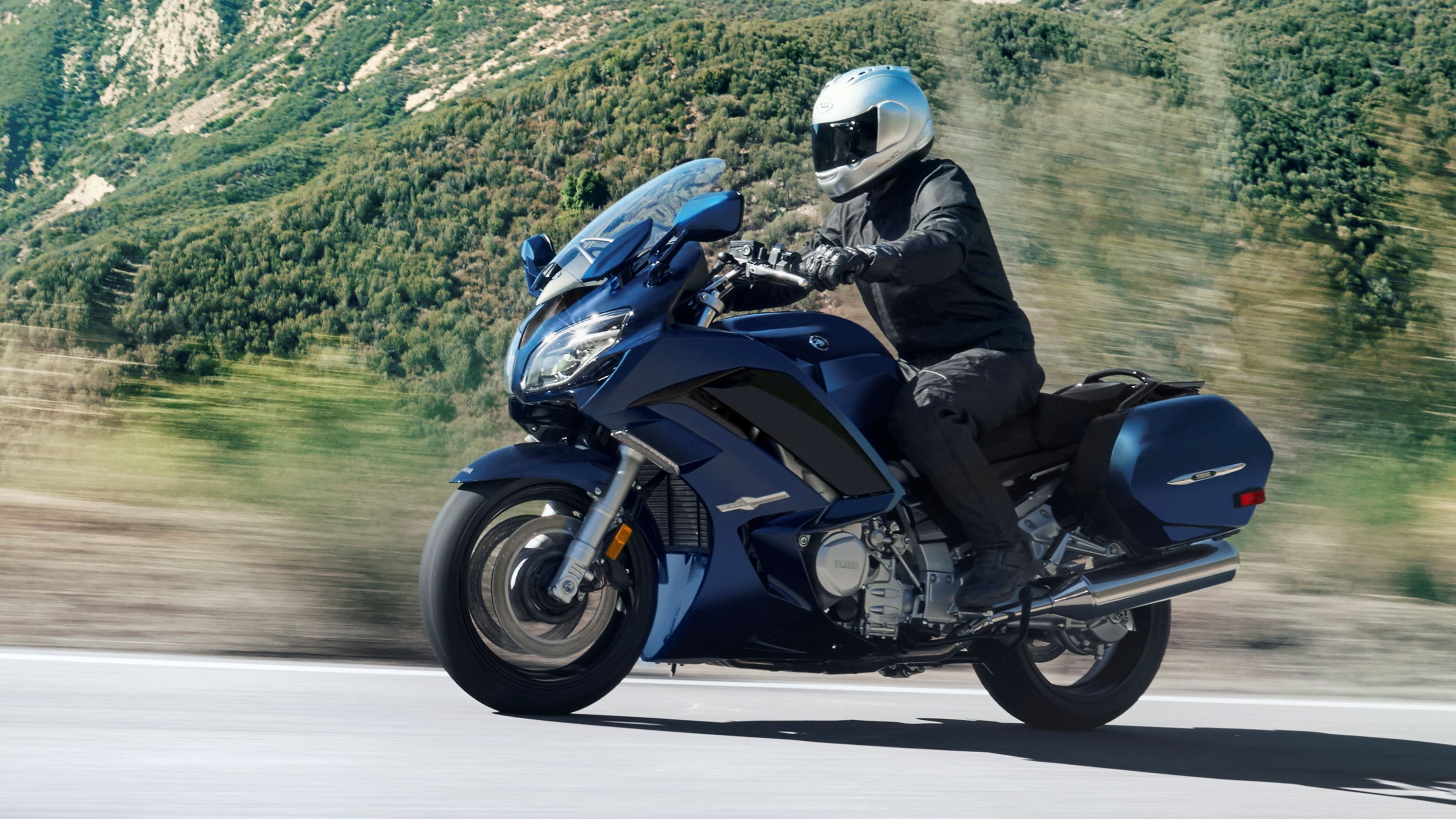 2022 Yamaha FJR1300 Performance, Price, and Photos