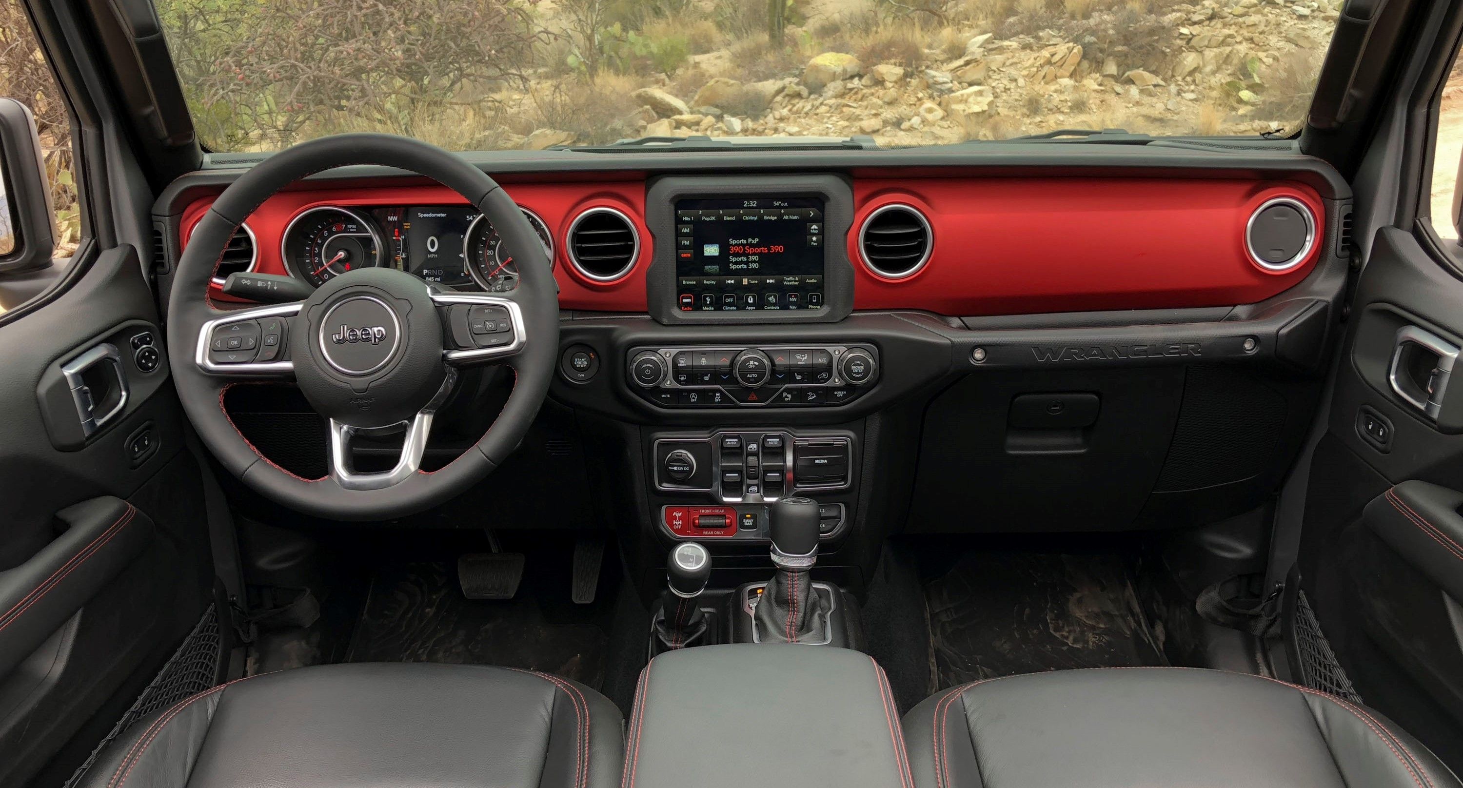 A Detailed Look At the 2018 Jeep Wrangler's Dashboard
