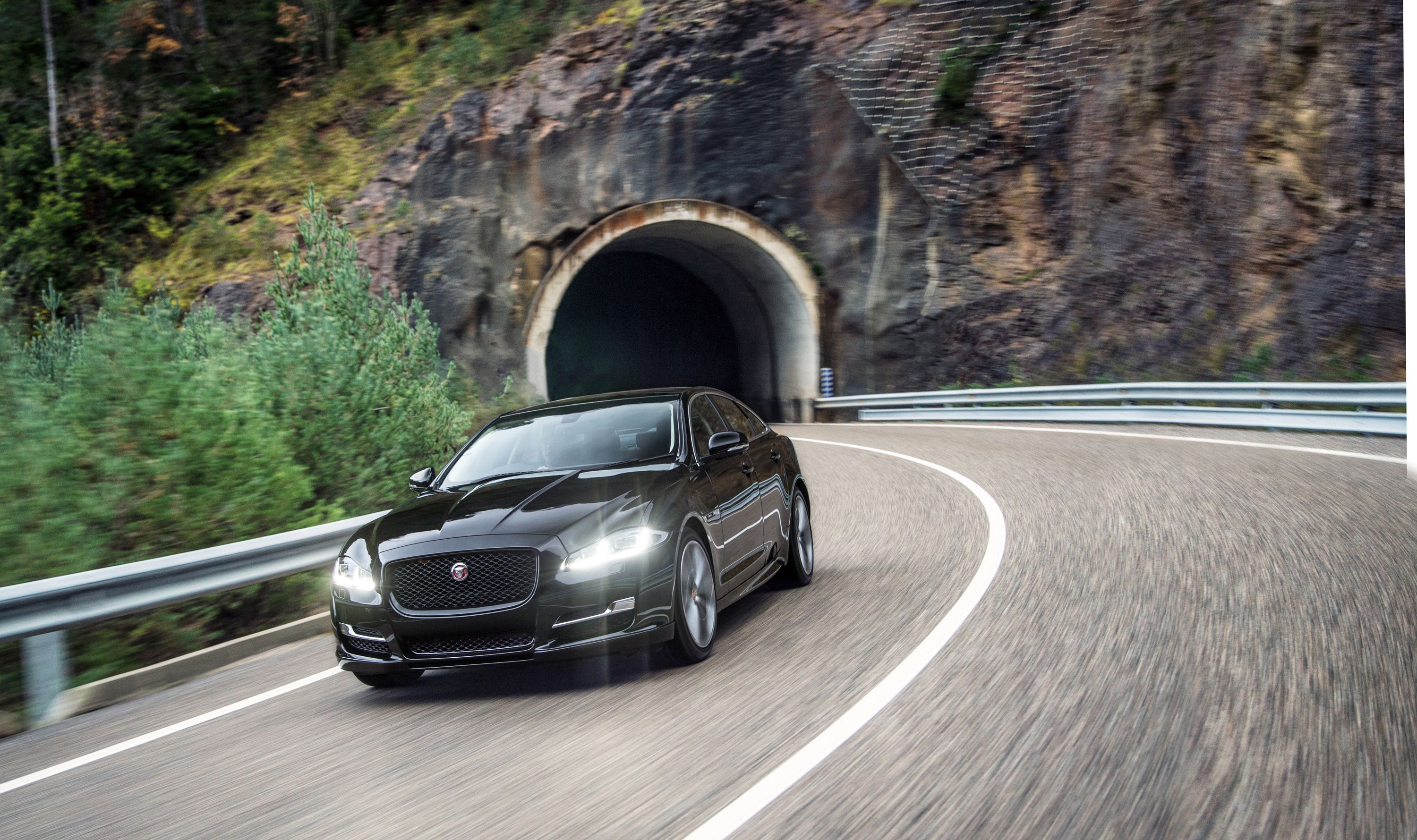 2018 Jaguar XJ Wallpaper 1920x1080 70389 - Baltana