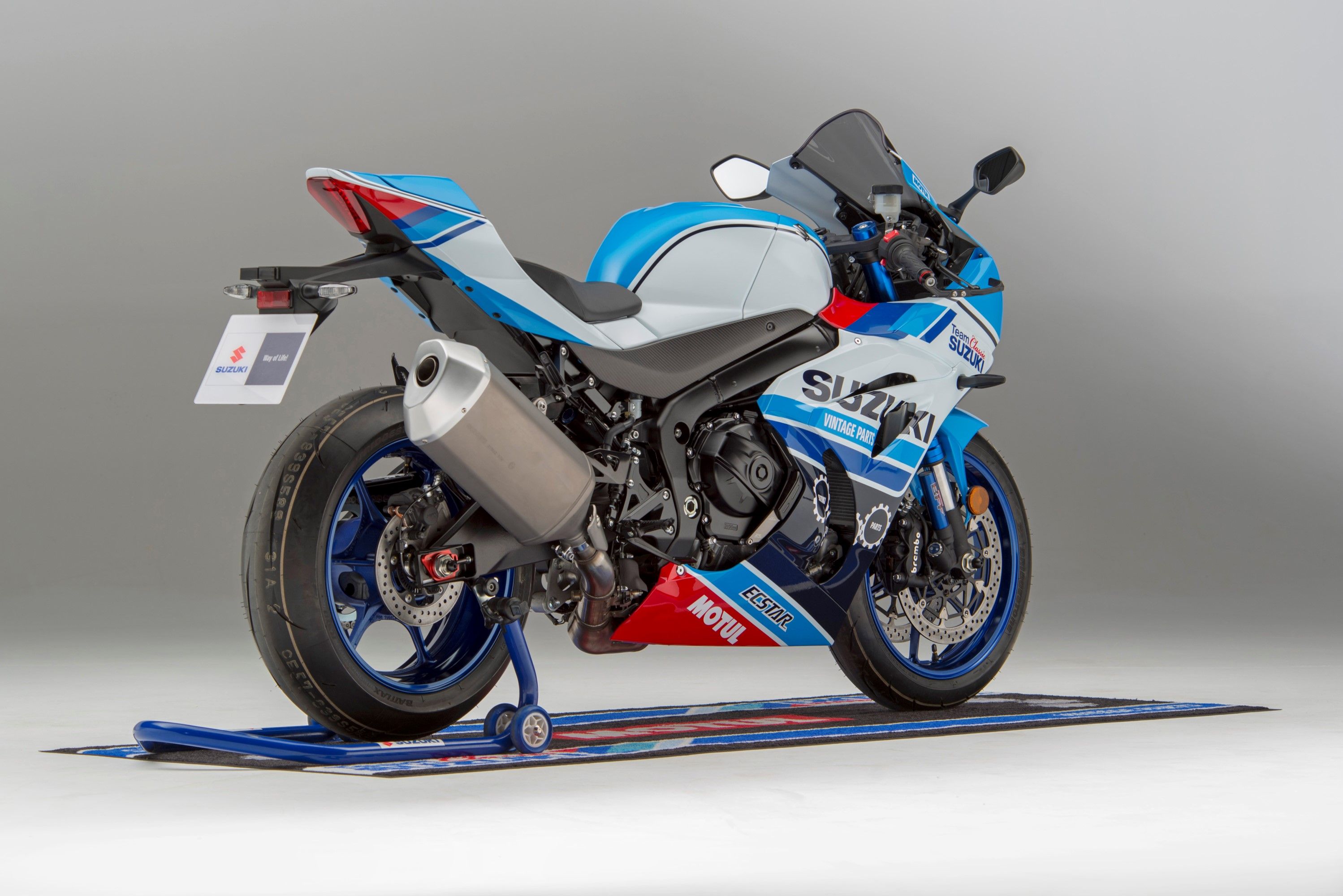 Team Classic Suzuki made a one-off GSX-R1000
