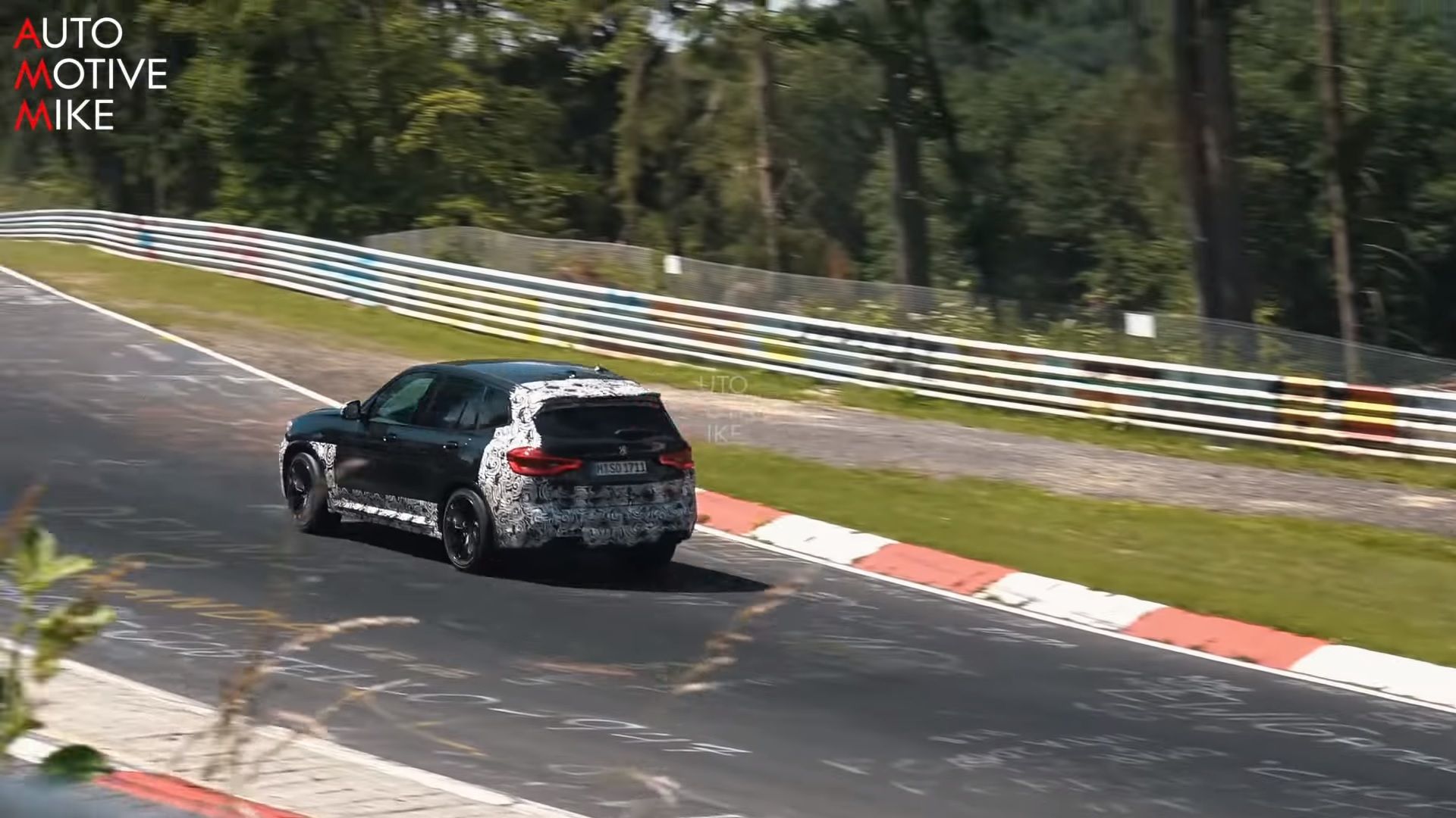 BMW X3 M Looks Nimble on the Nurburgring