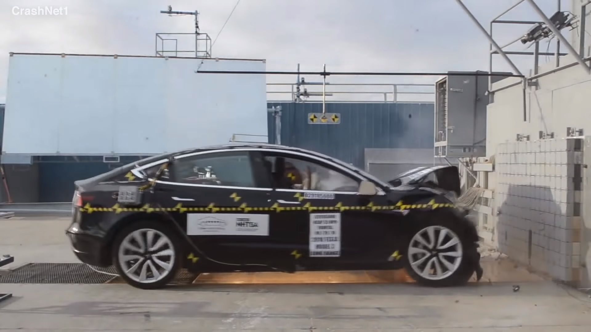 Nhtsa Gives The 2019 Tesla Model 3 A Five Star Safety Rating