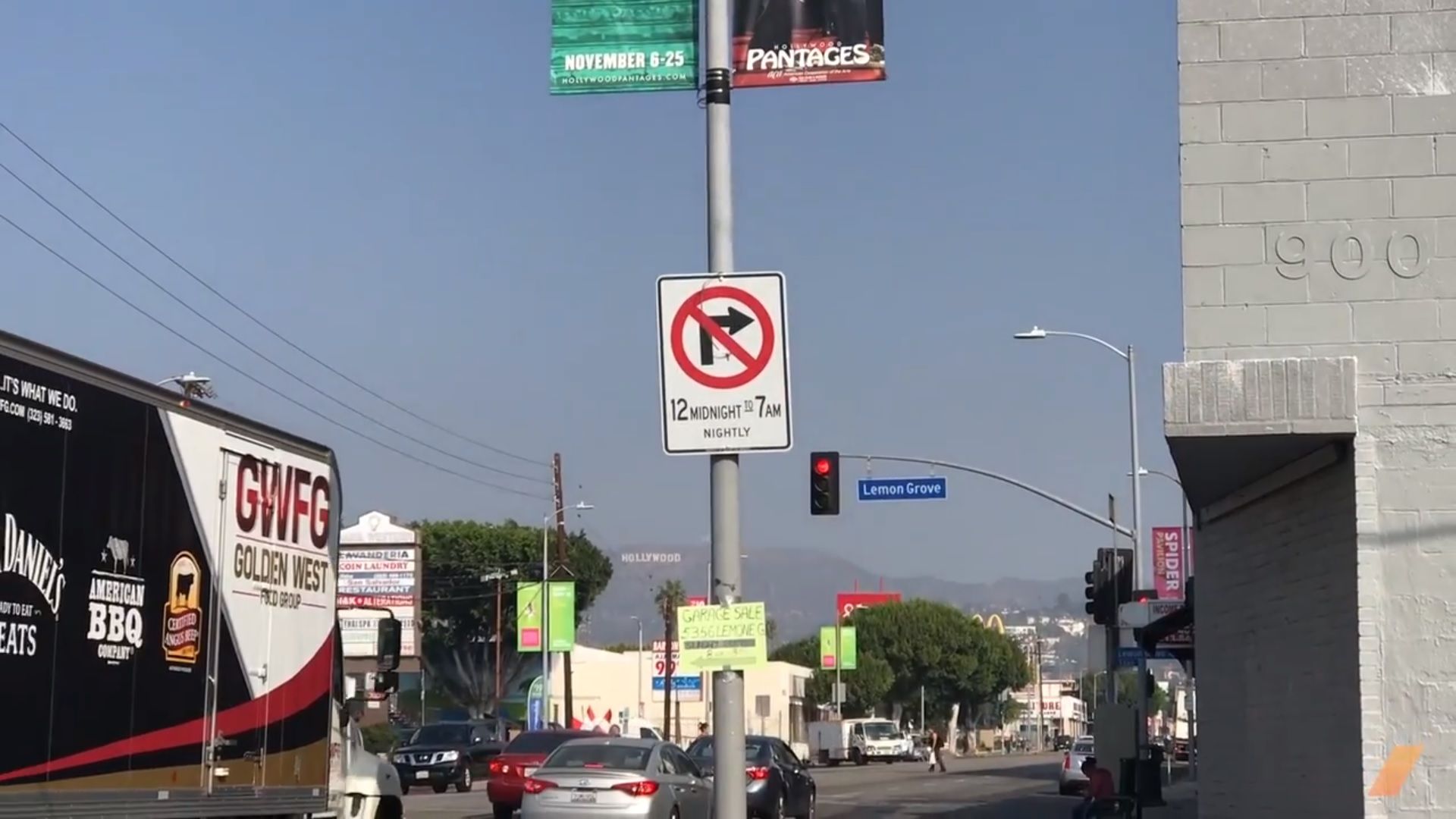 Prostitution in Los Angeles is So Bad, the City Had to Ban Right Turns at  Night