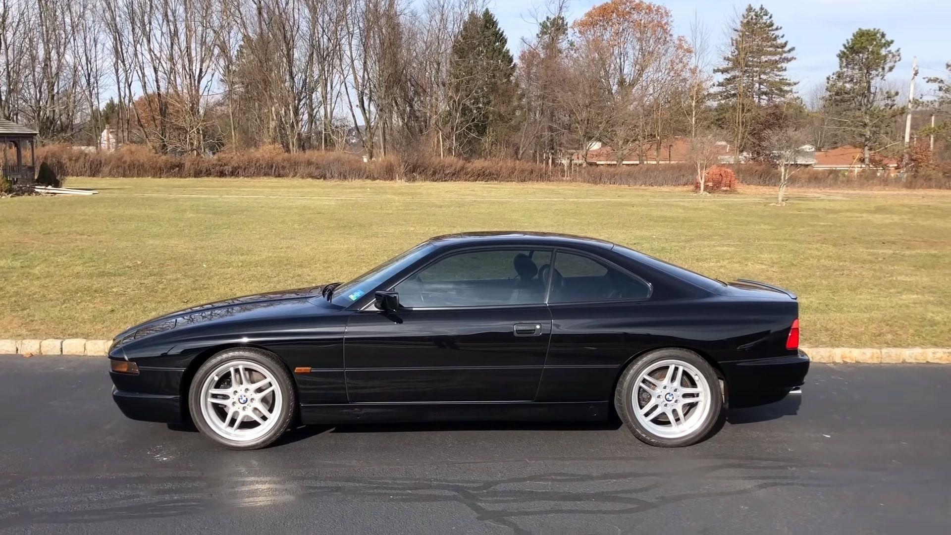 Look Back at the Classic , 1990 - 1999 BMW 850i V-12