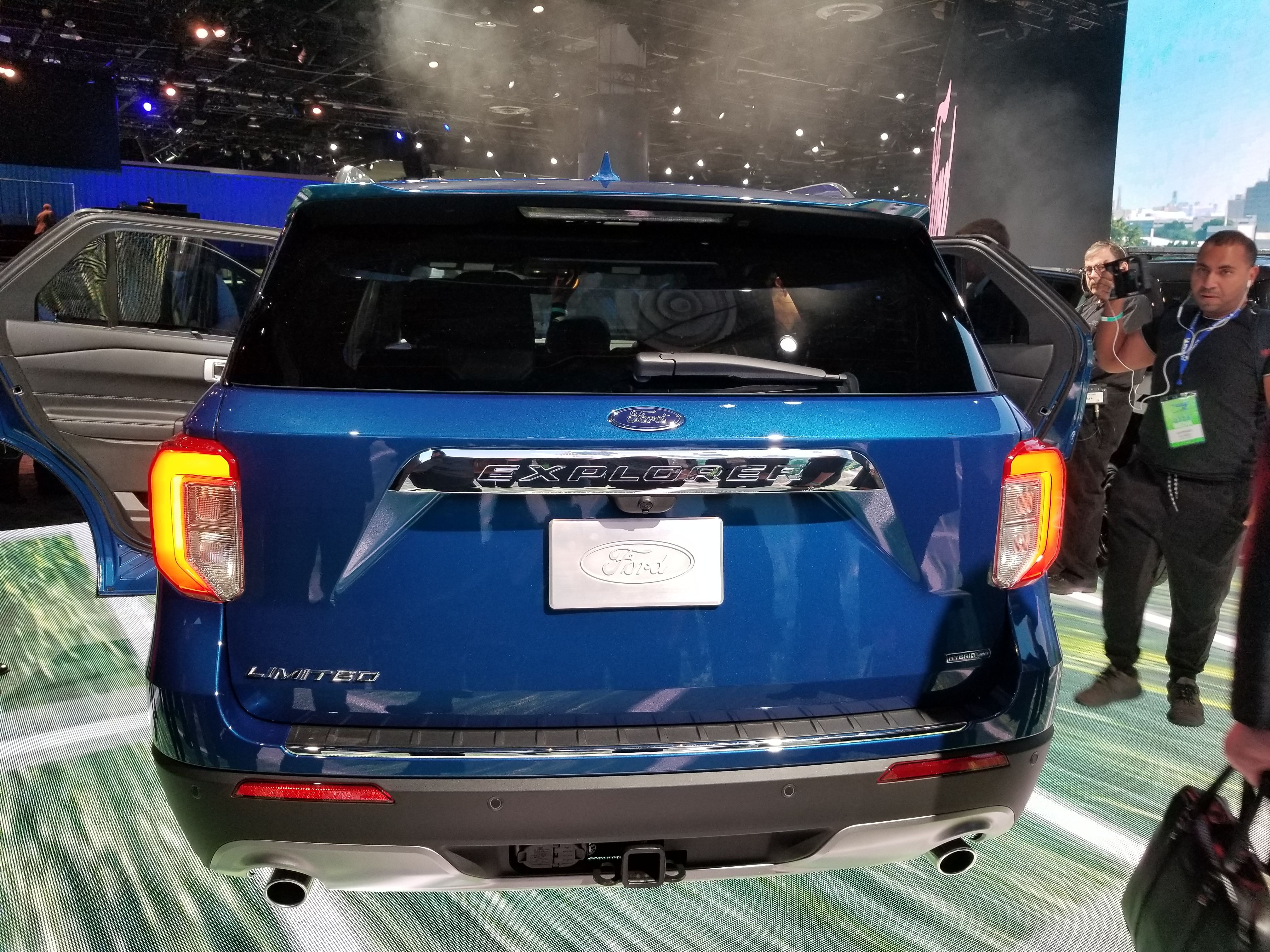 2020 Ford Explorer Hybrid promises 500 miles range
