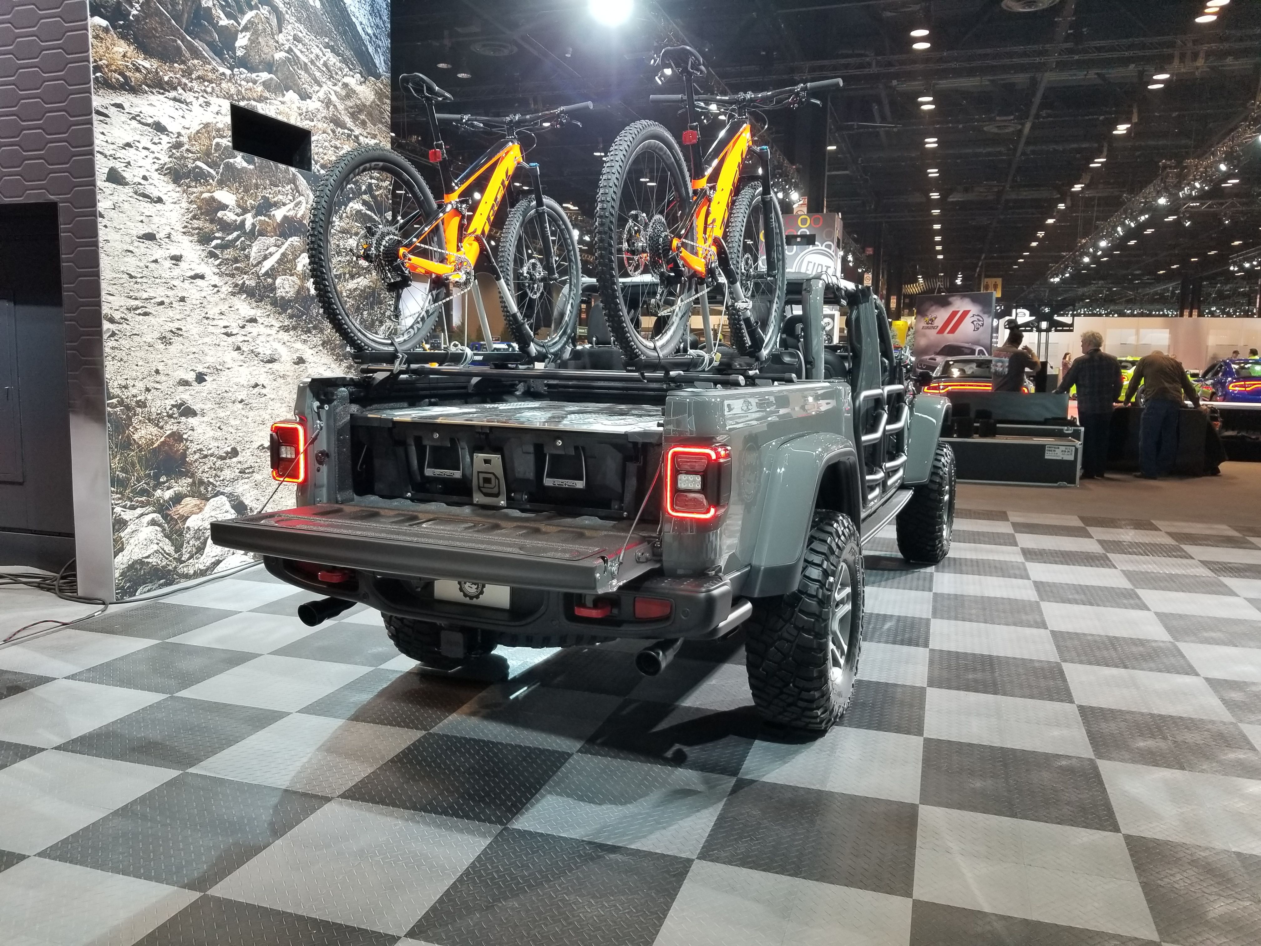 Jeep Gladiator Goes Fancy With Katzkin Leather In Chicago