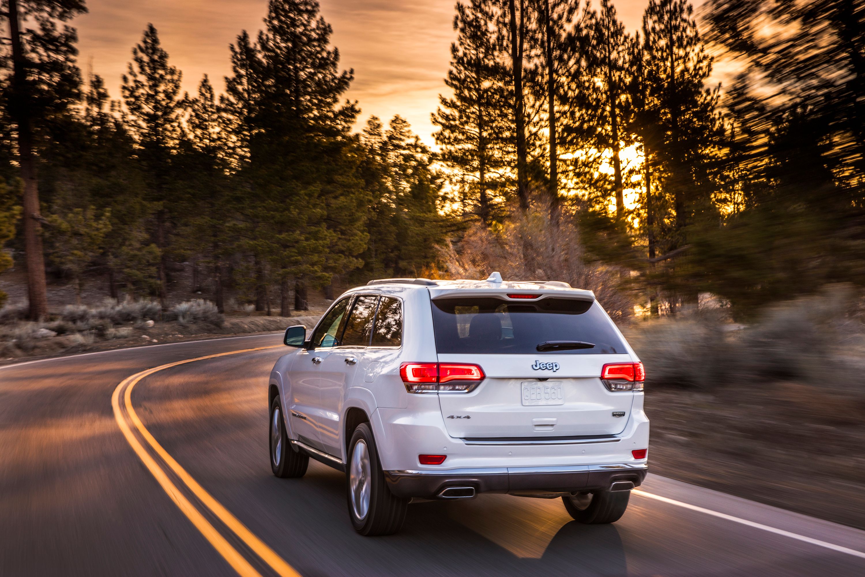 2020 Ford Explorer Vs 2019 Jeep Grand Cherokee